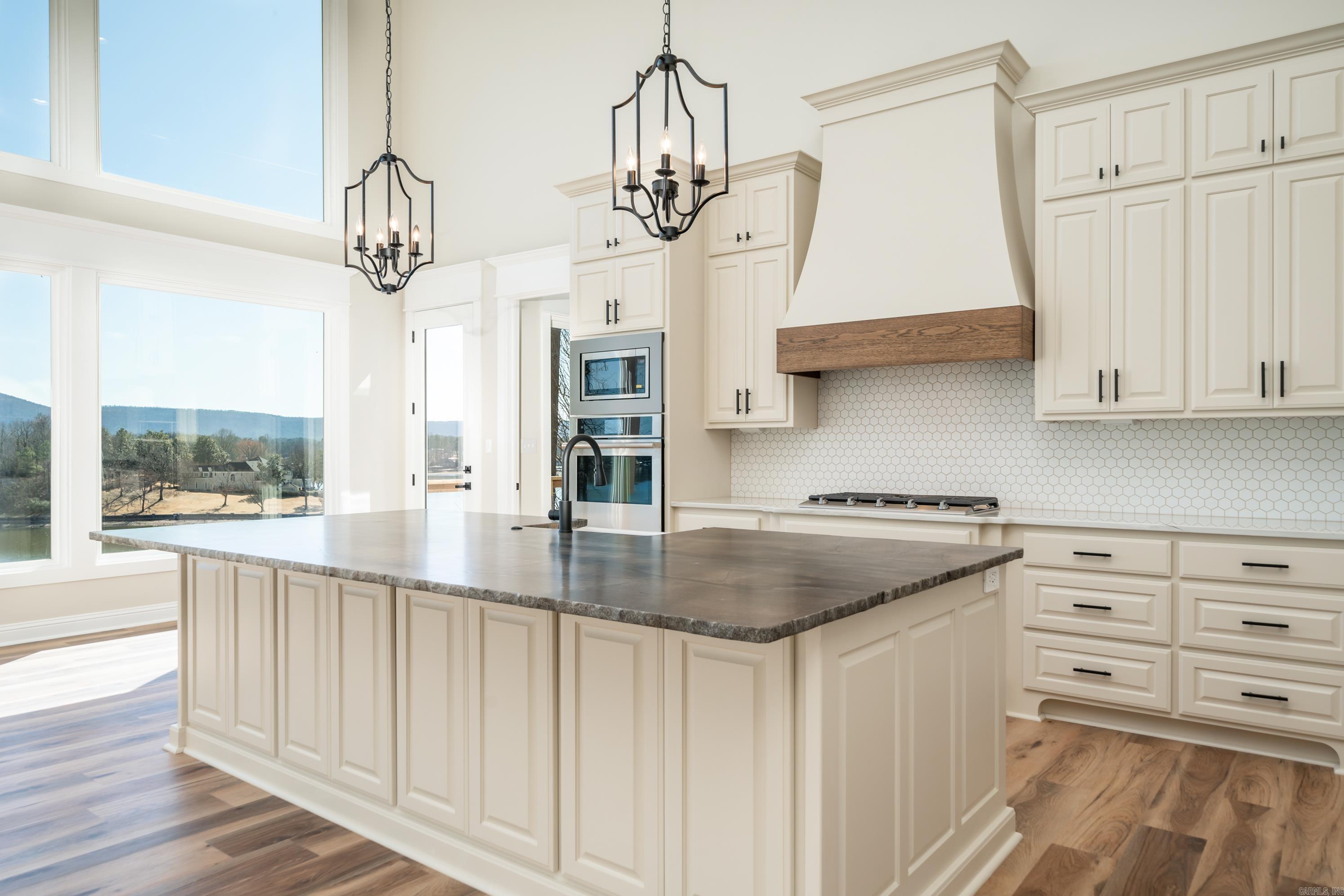 2135 Marion Anderson