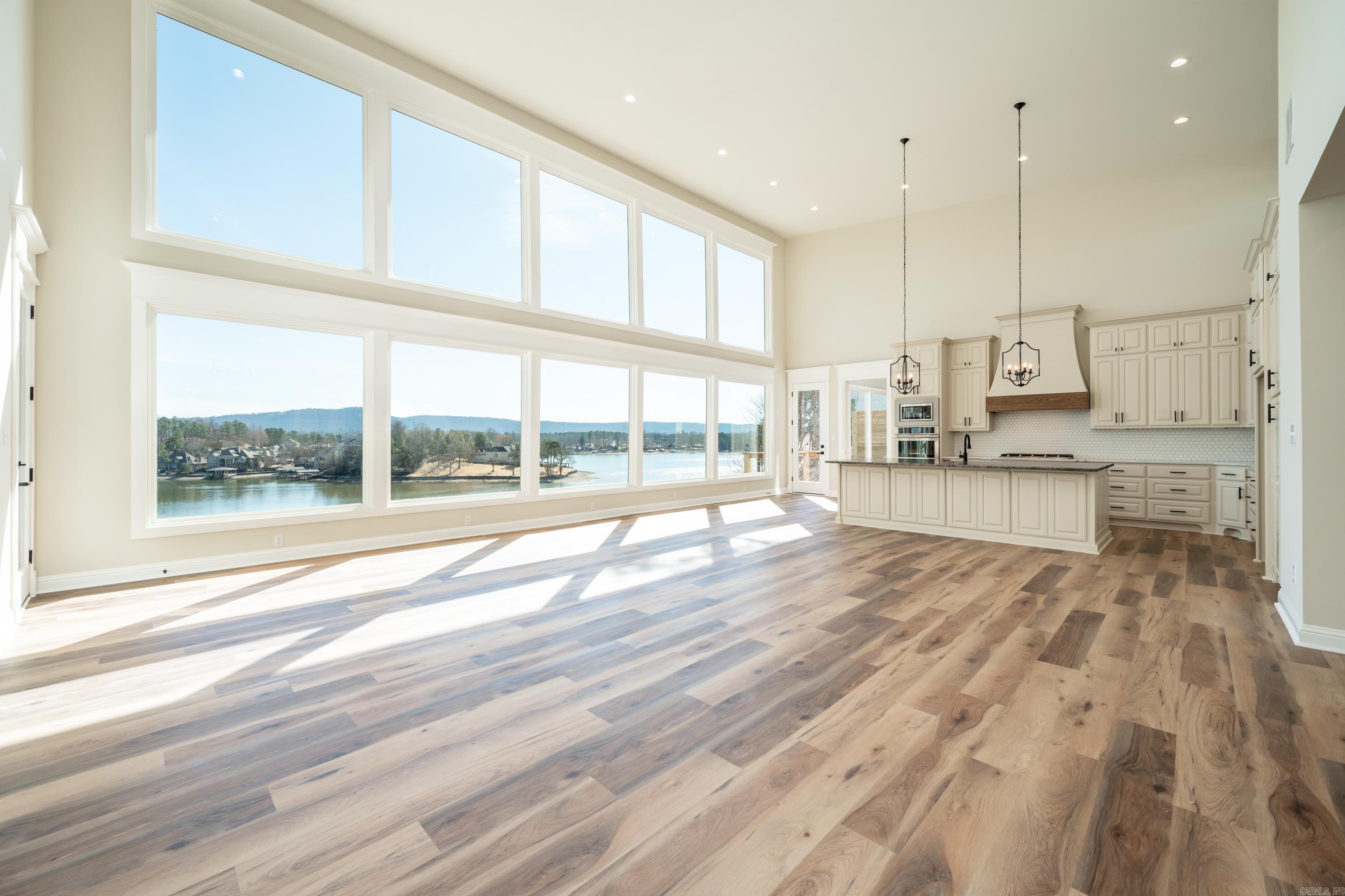 2135 Marion Anderson