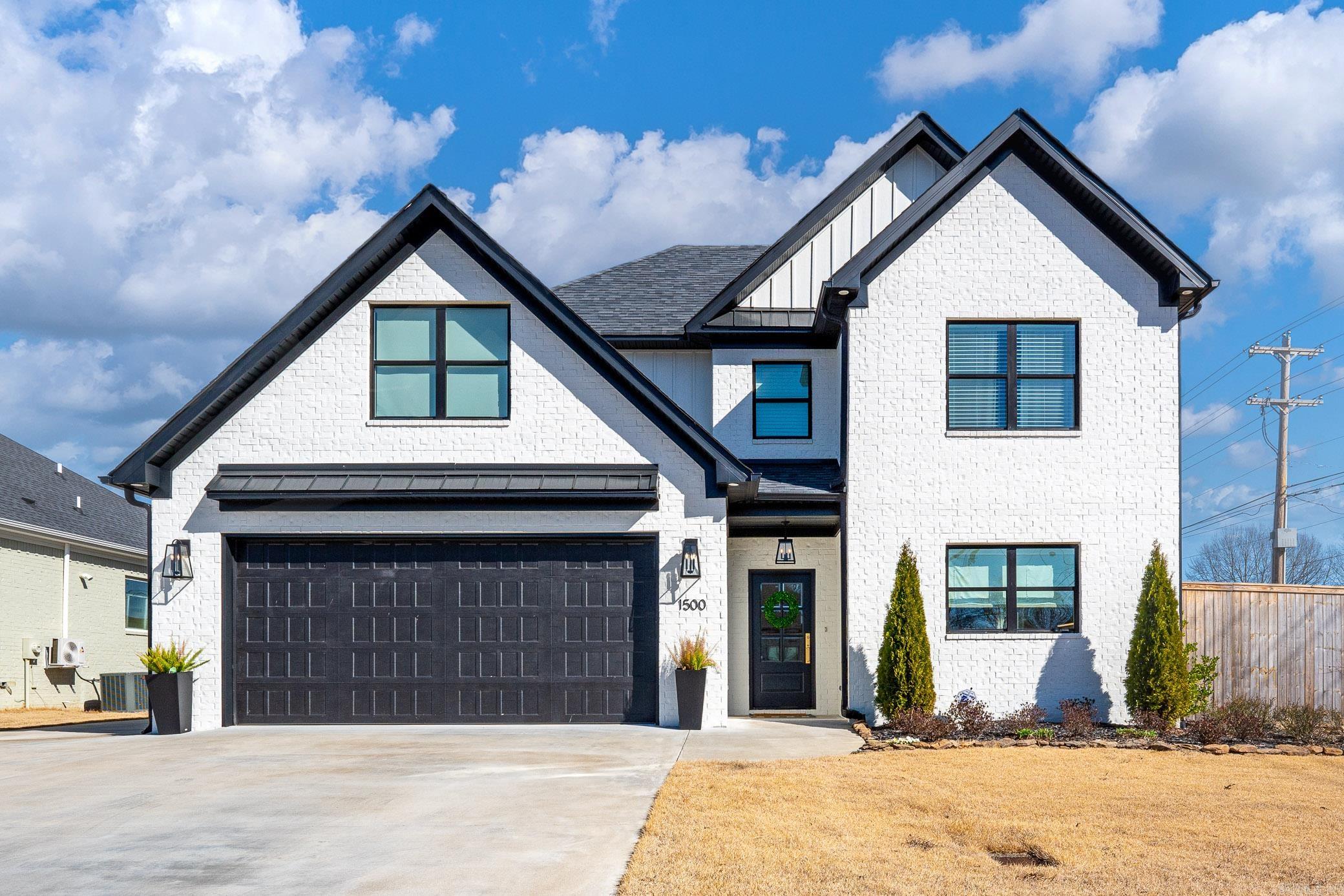 1500 Poteete Drive