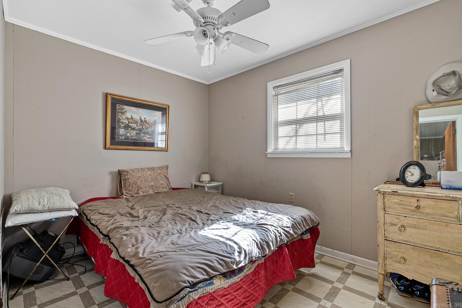 221 Springwood Terrace