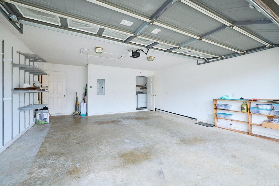 131 Ellis Ct
