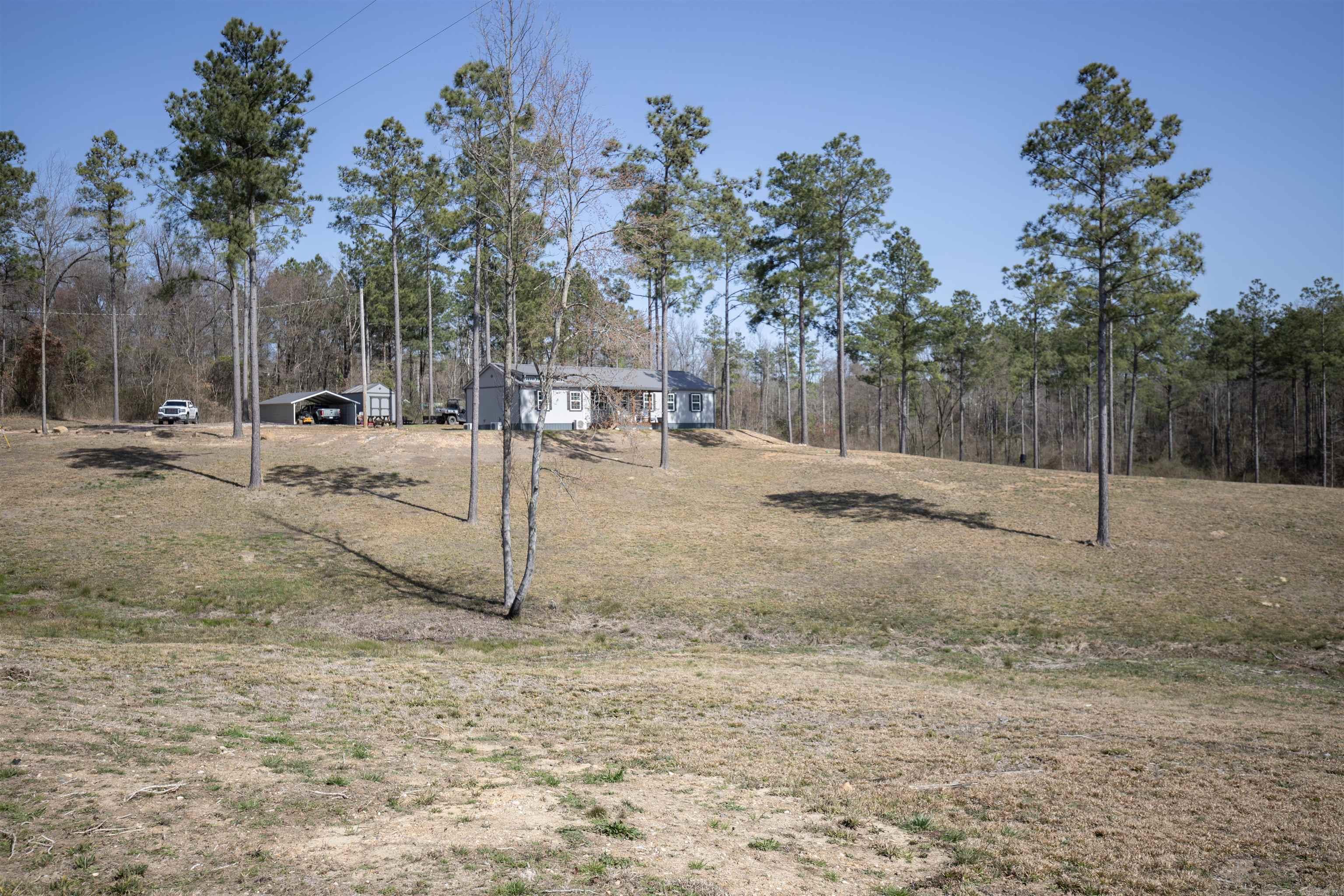 152 Anderson Loop