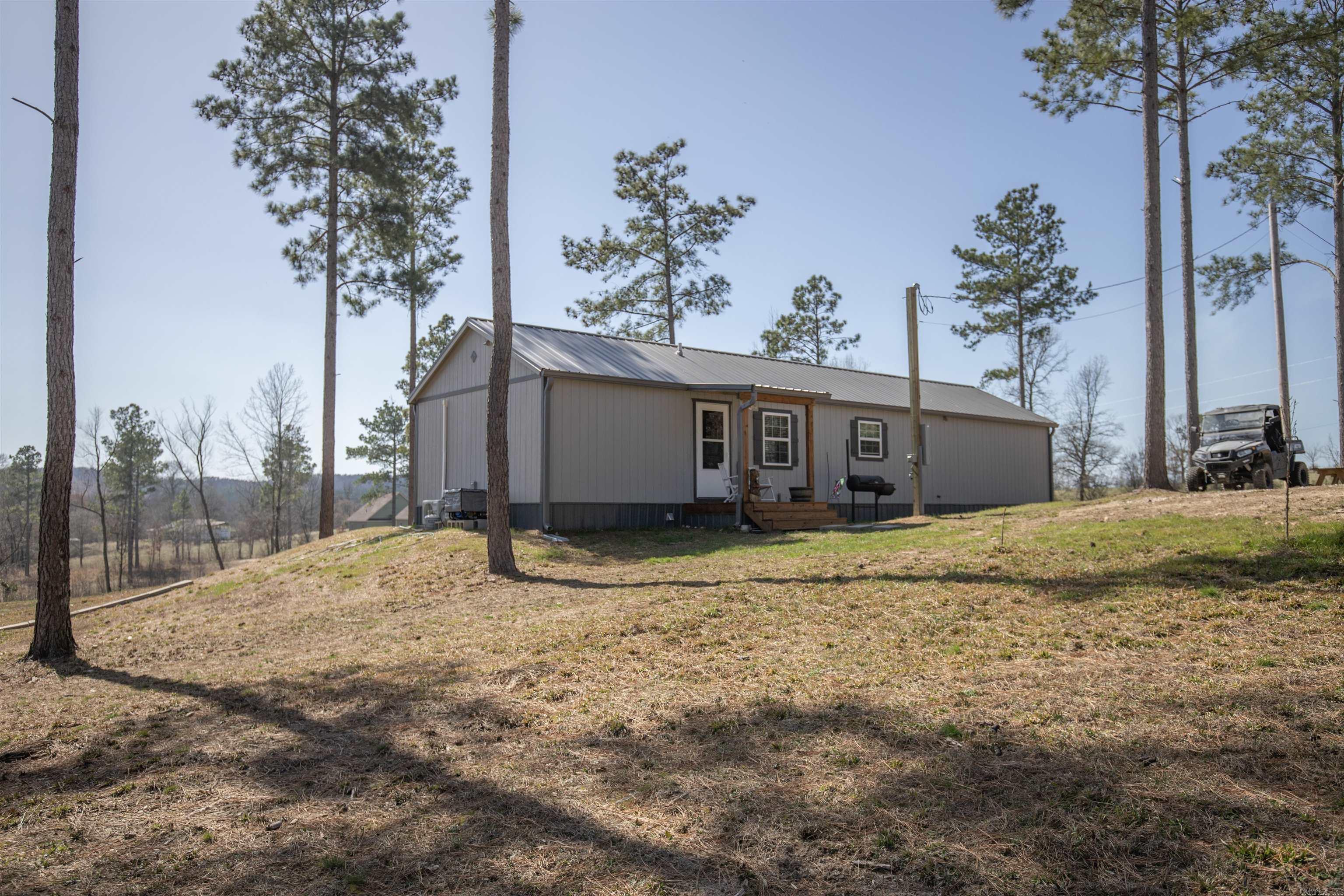 152 Anderson Loop