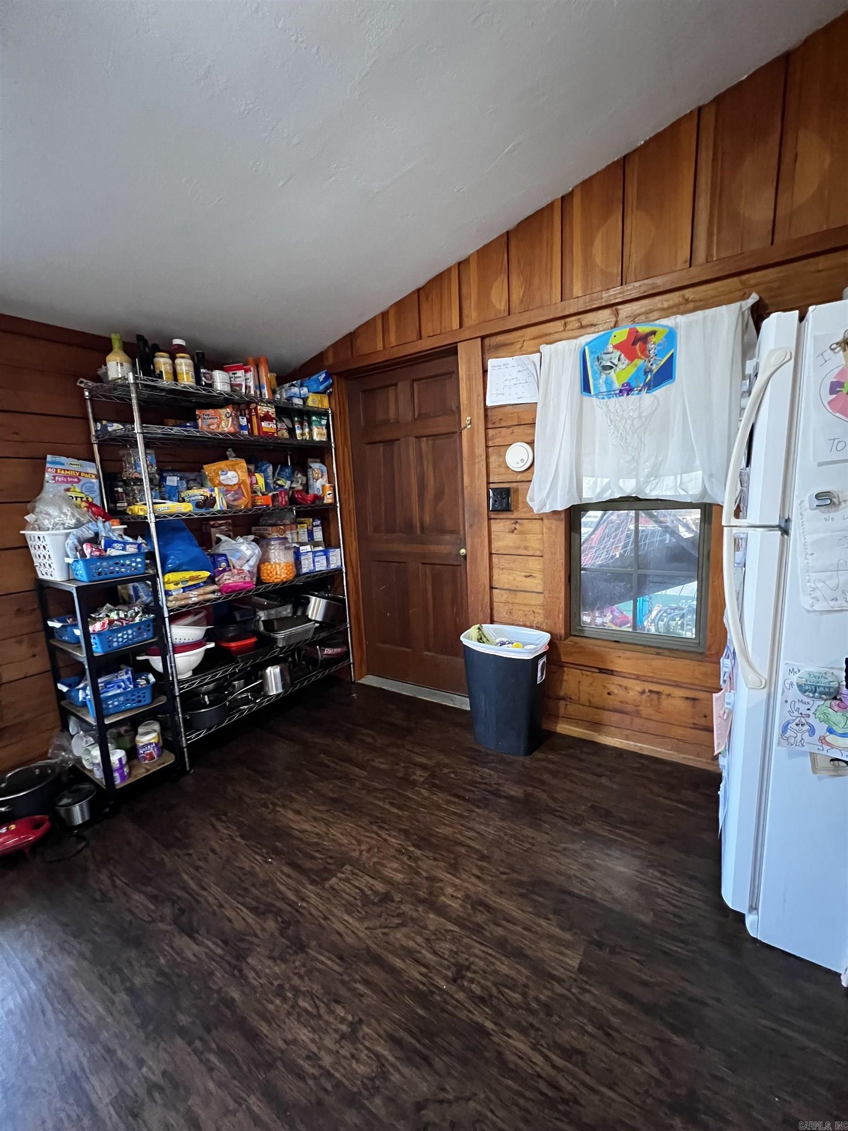 1093 W Hwy 8 Highway