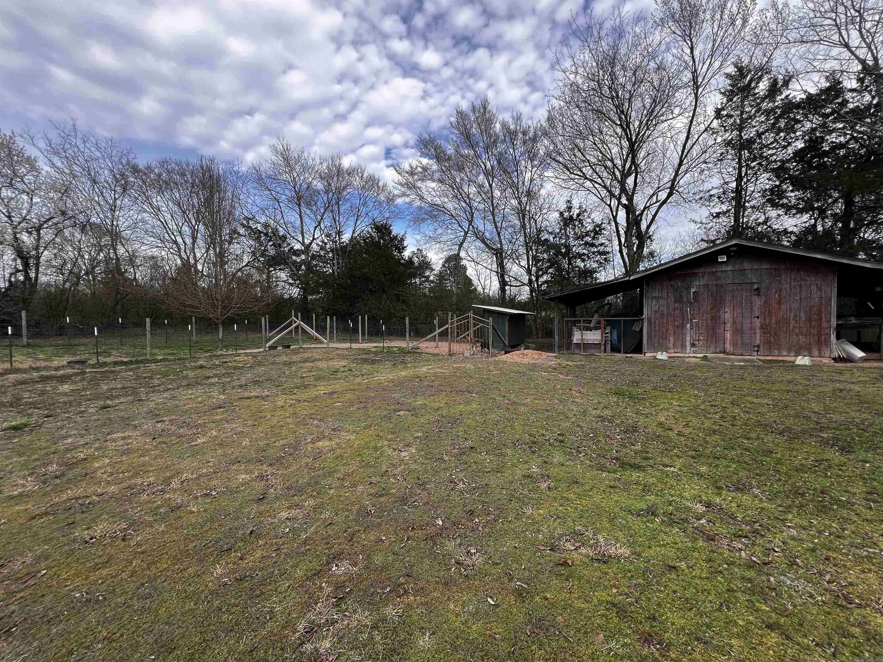 1093 W Hwy 8 Highway