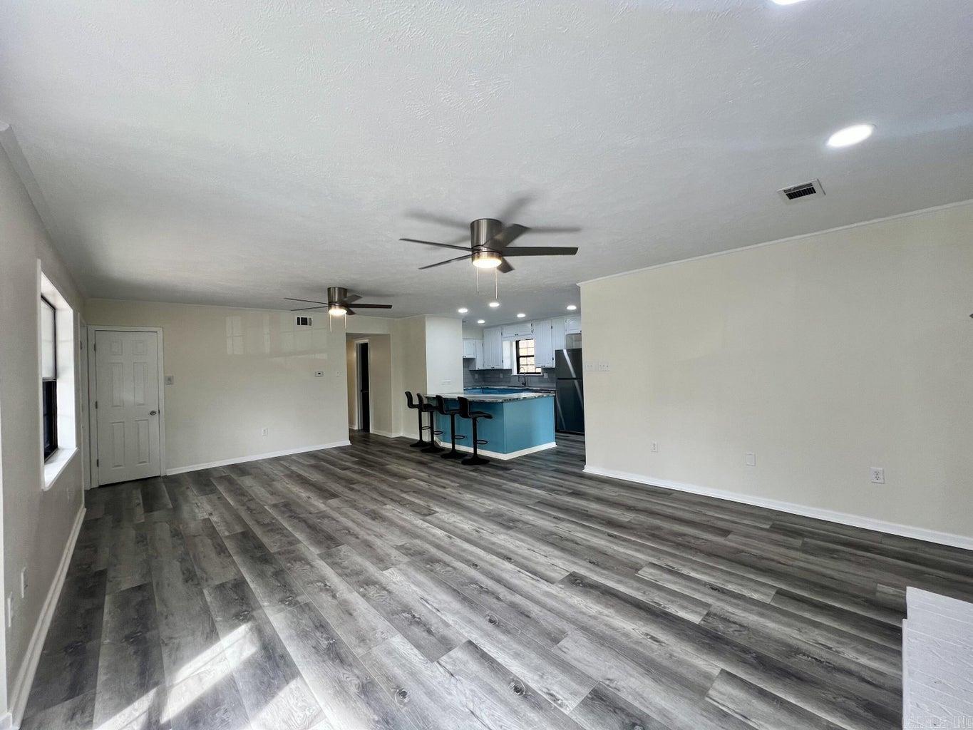 506 W 17TH Street