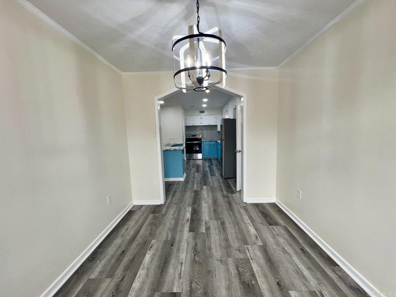 506 W 17TH Street