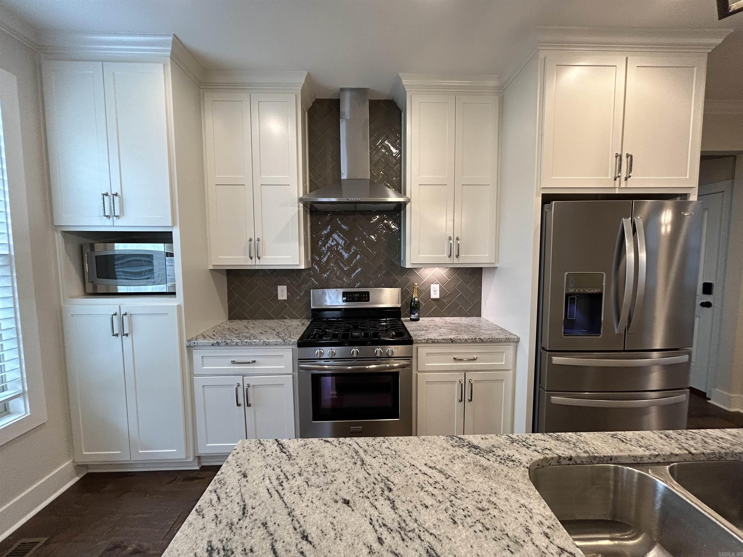 106 Bella Rosa Place