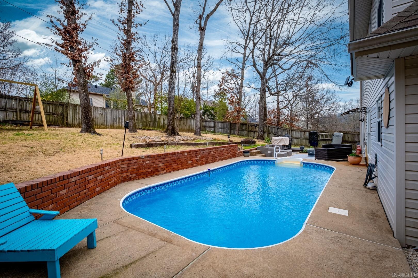 13616 Longtree Drive