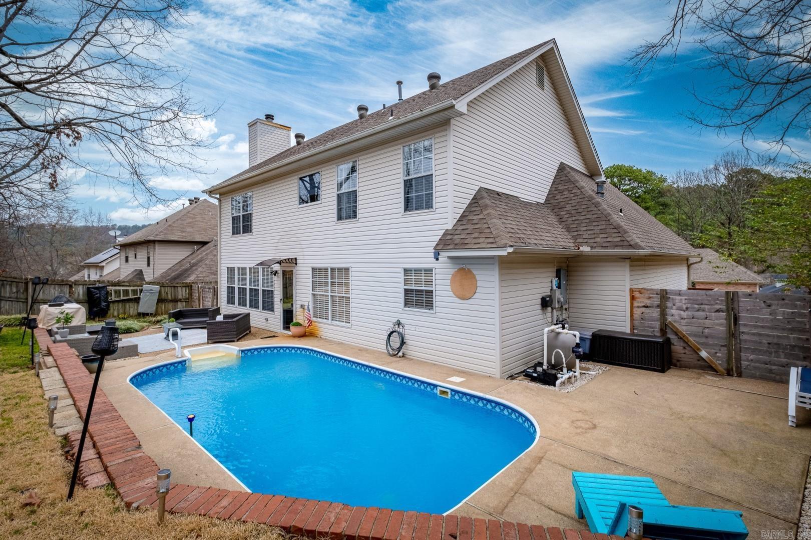 13616 Longtree Drive