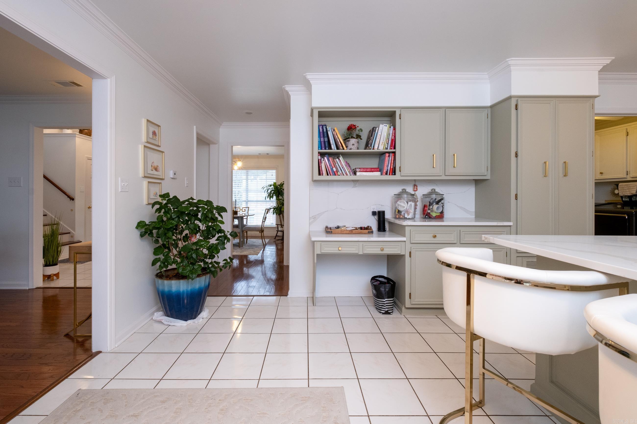 13616 Longtree Drive