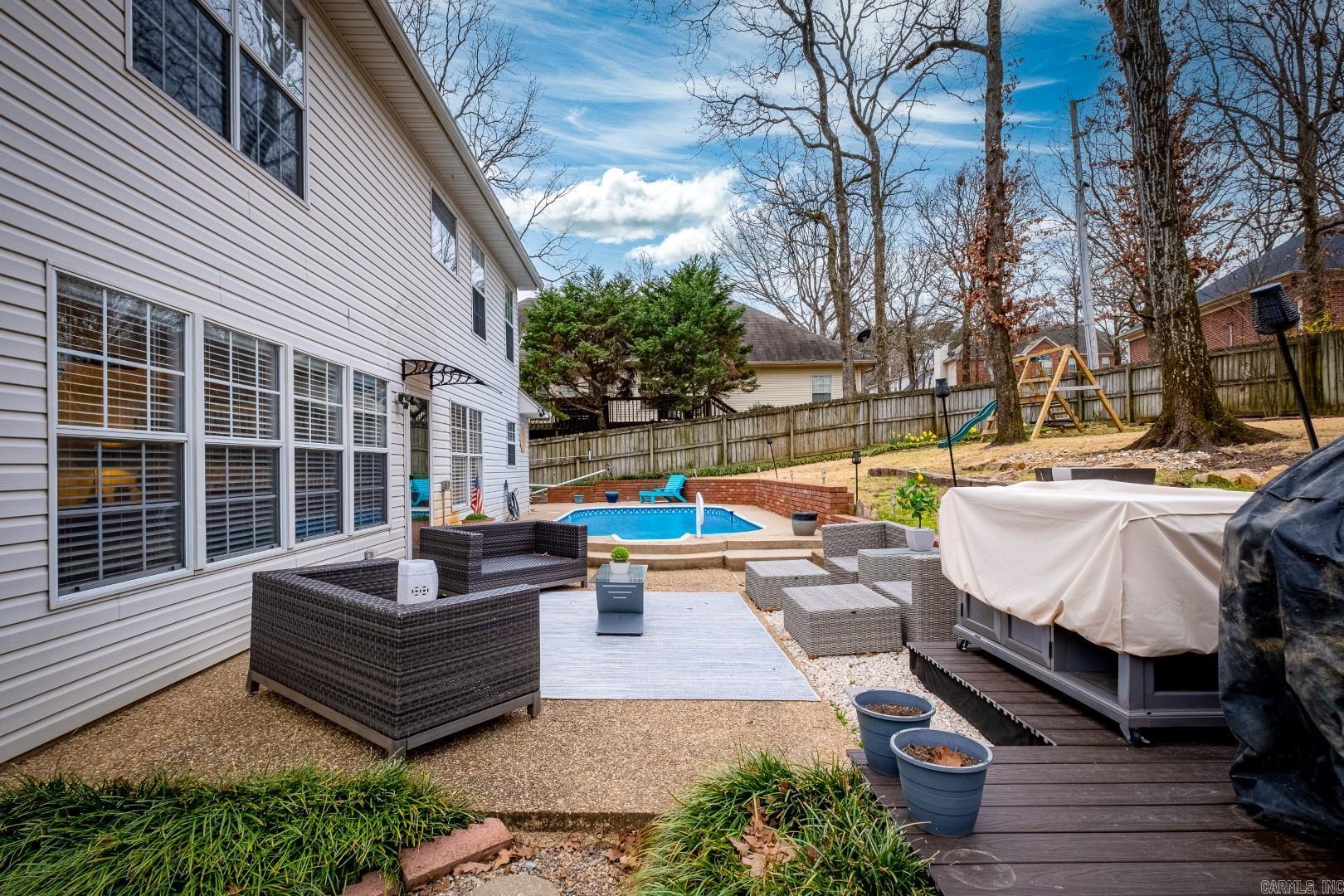 13616 Longtree Drive