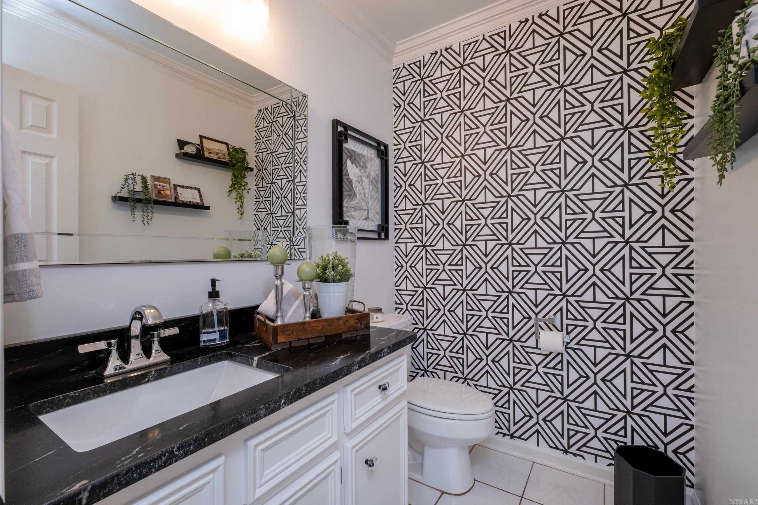 13616 Longtree Drive