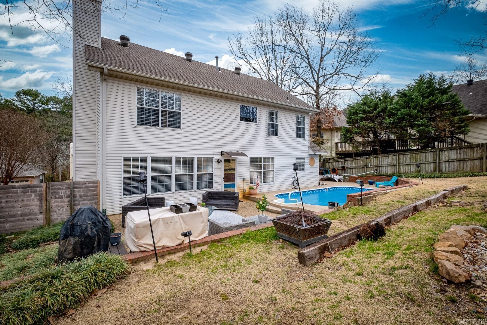 13616 Longtree Drive