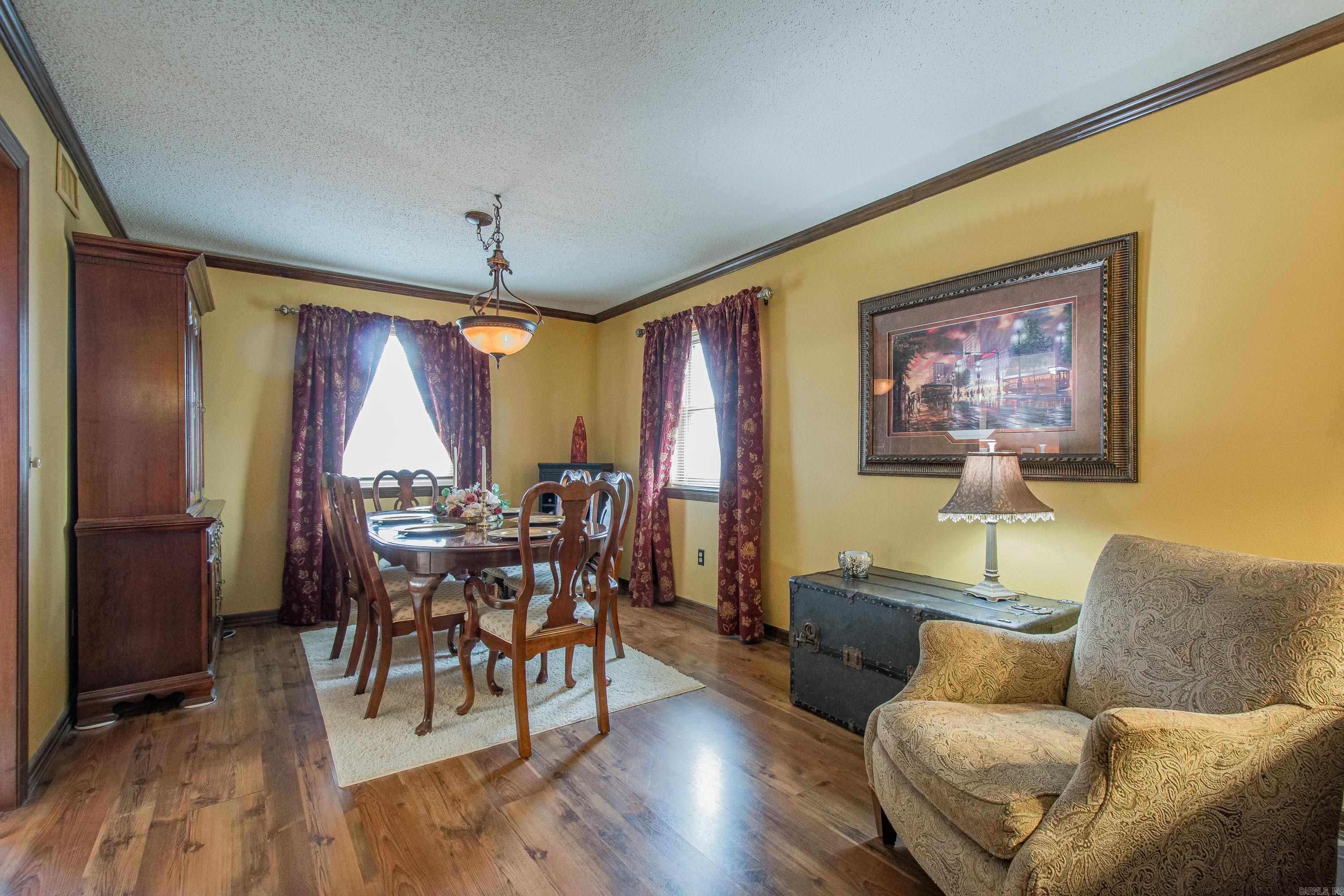 4 Gleneagles Court