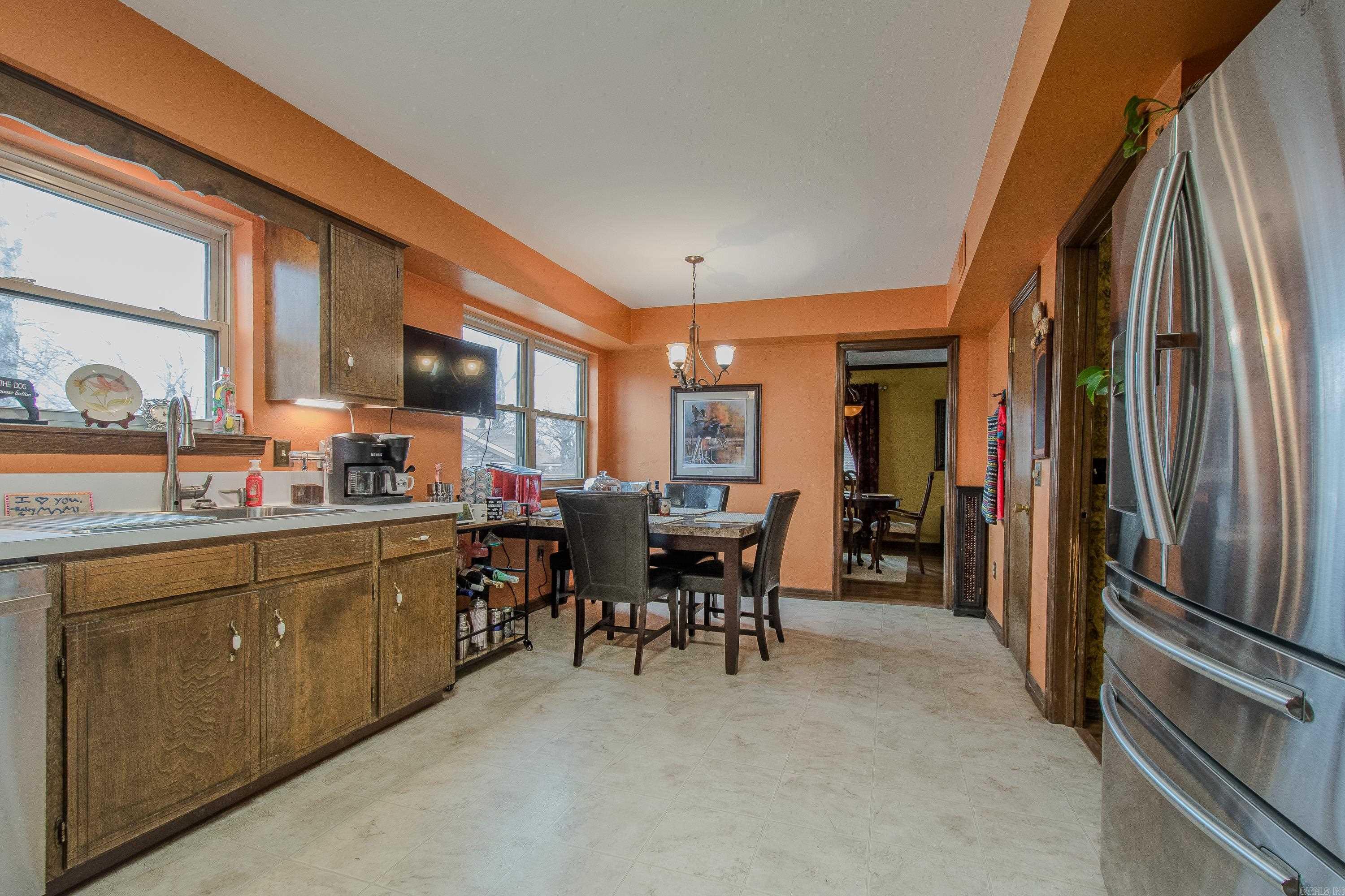 4 Gleneagles Court