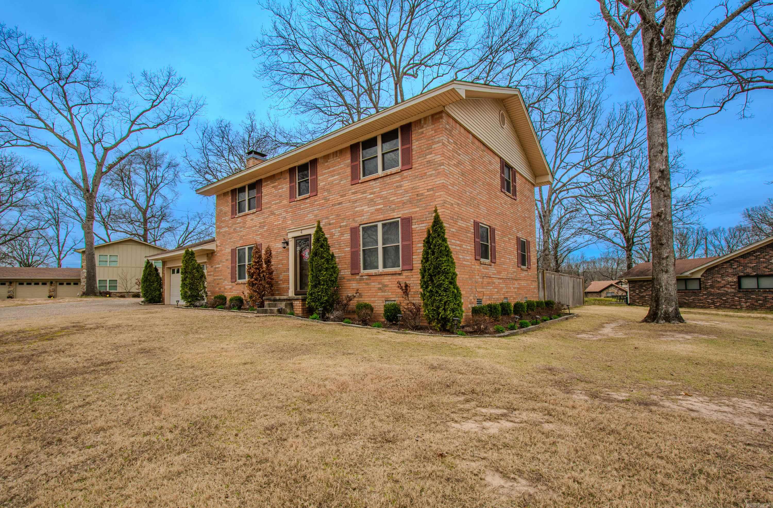 4 Gleneagles Court
