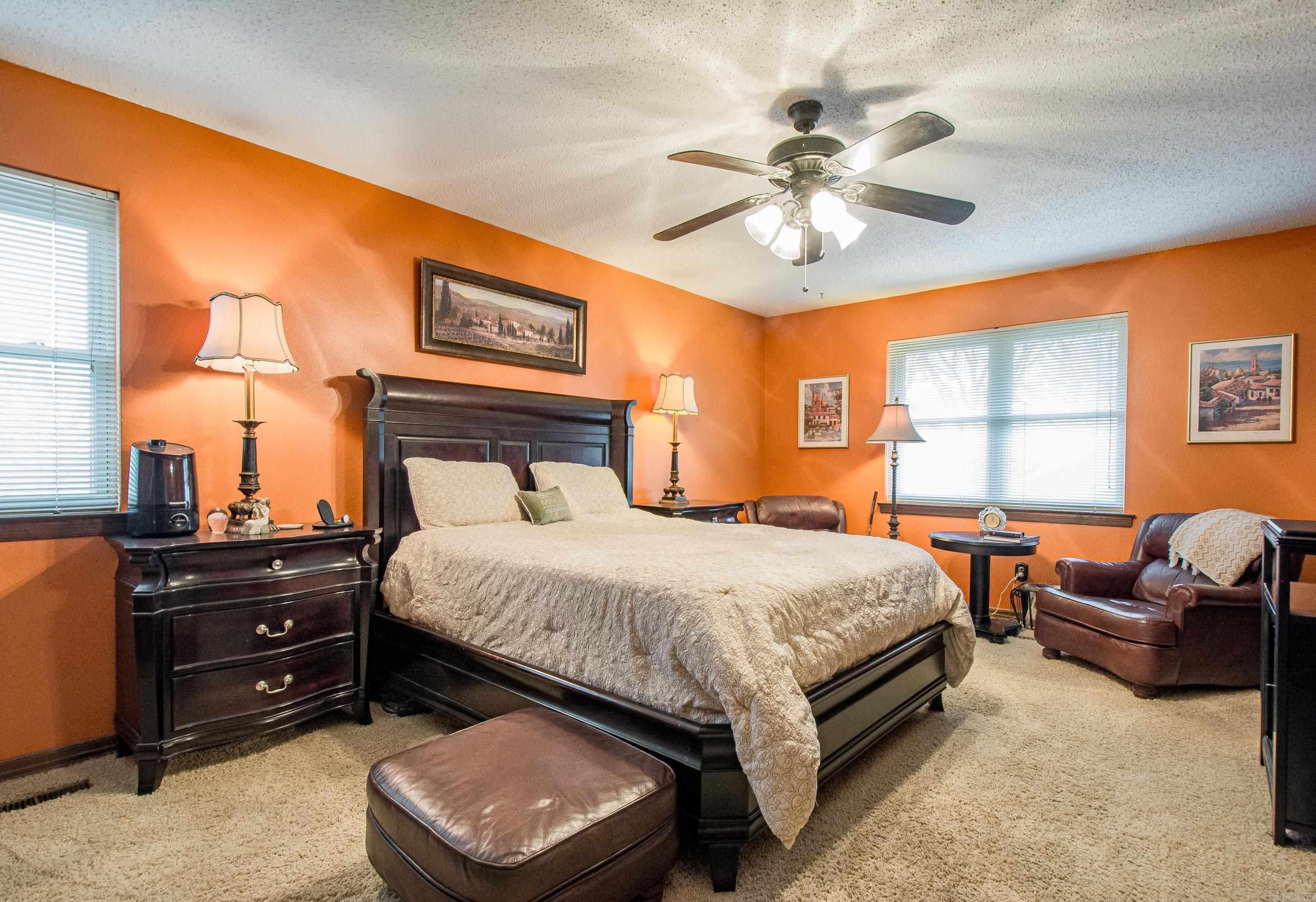 4 Gleneagles Court