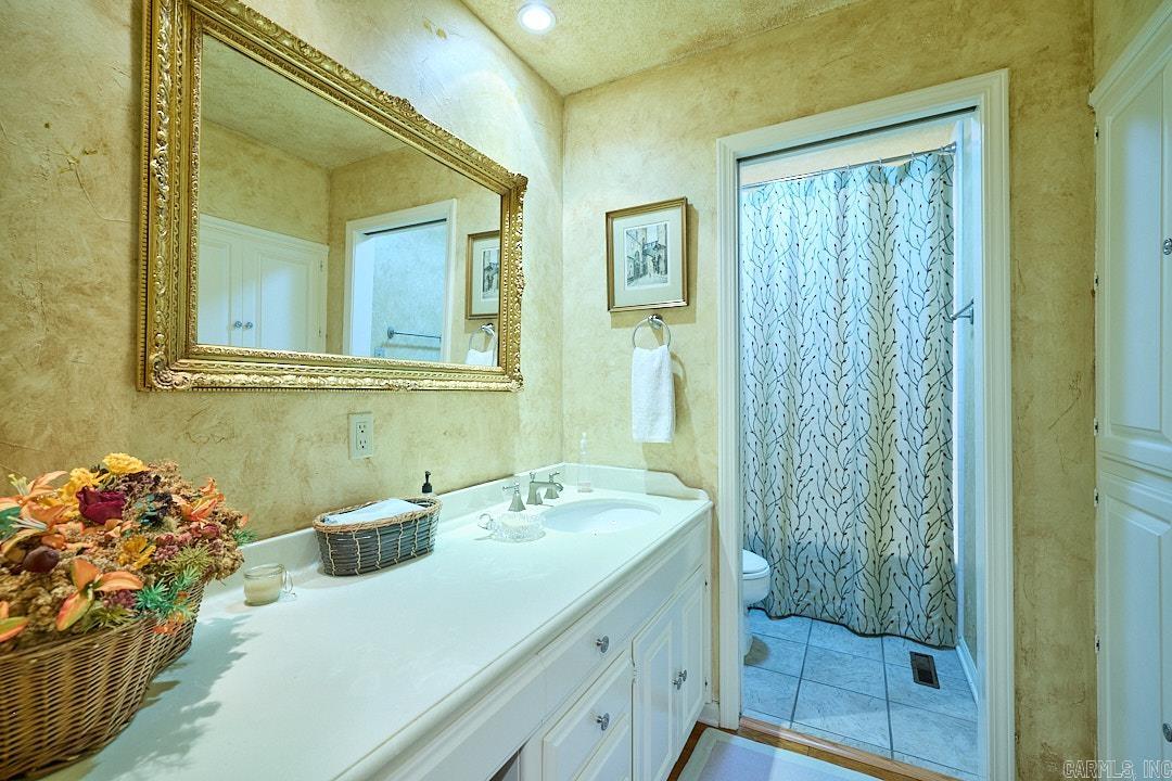 305 Whispering Hills Street