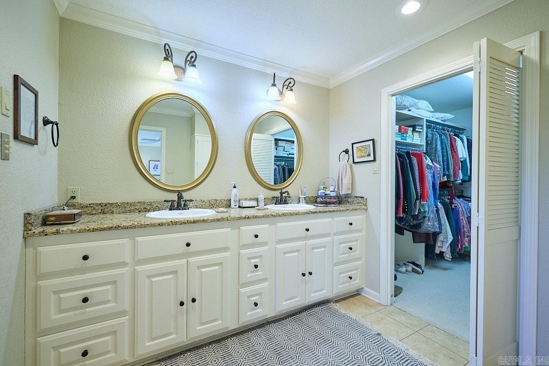 305 Whispering Hills Street