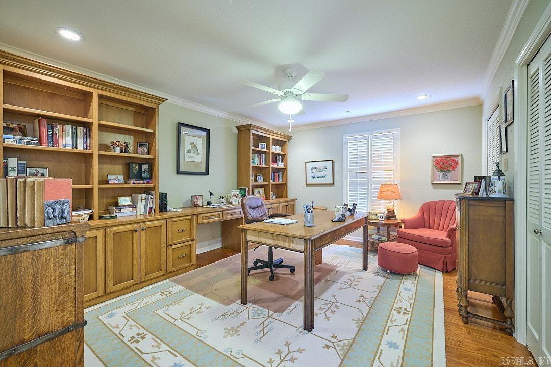 305 Whispering Hills Street