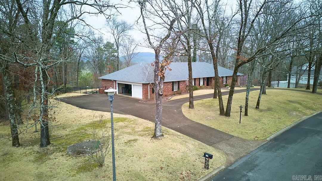 305 Whispering Hills Street