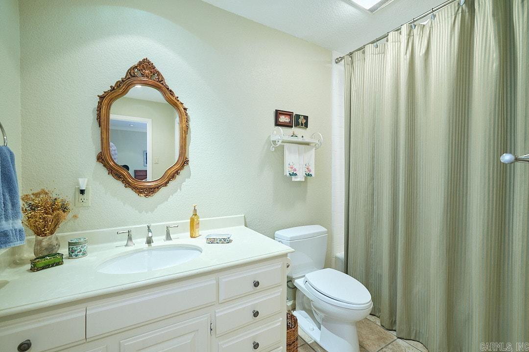 305 Whispering Hills Street