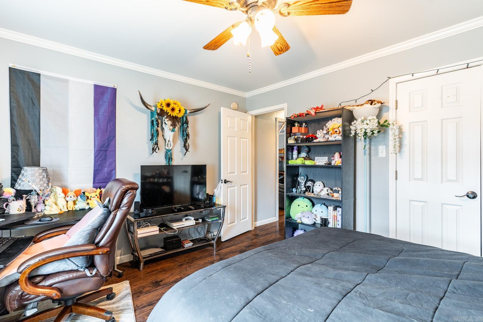 909 Scooty Drive