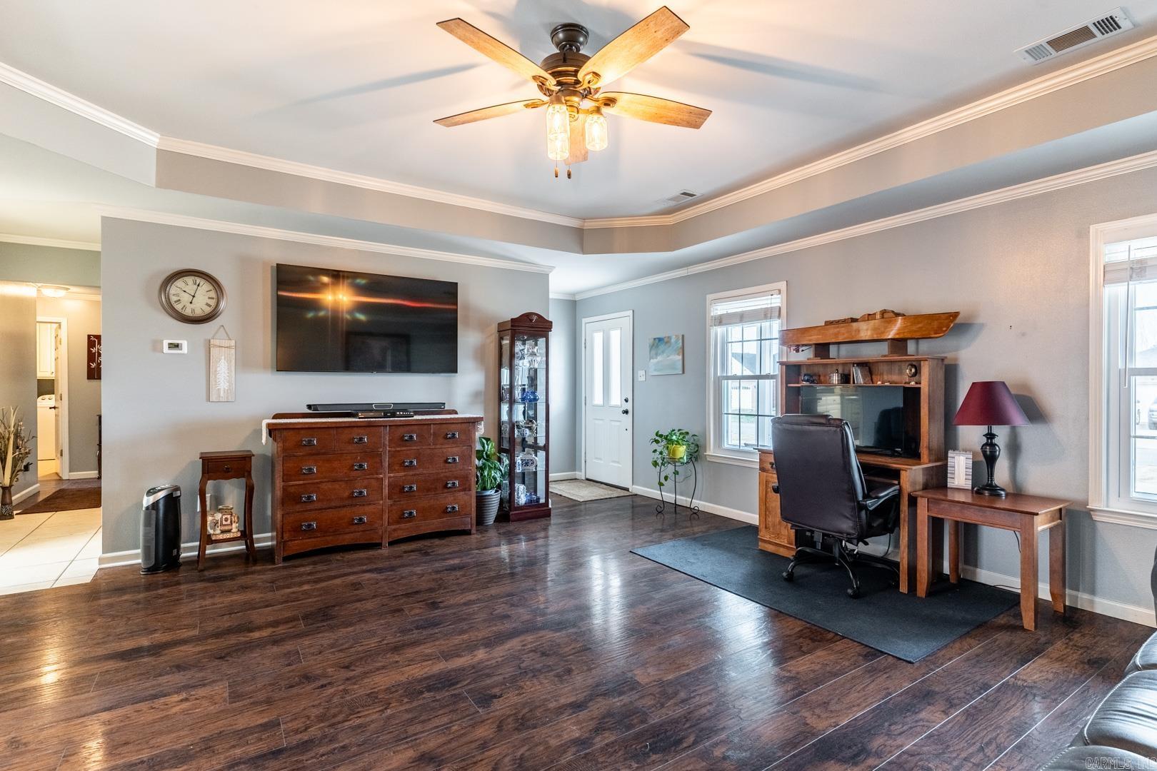 909 Scooty Drive