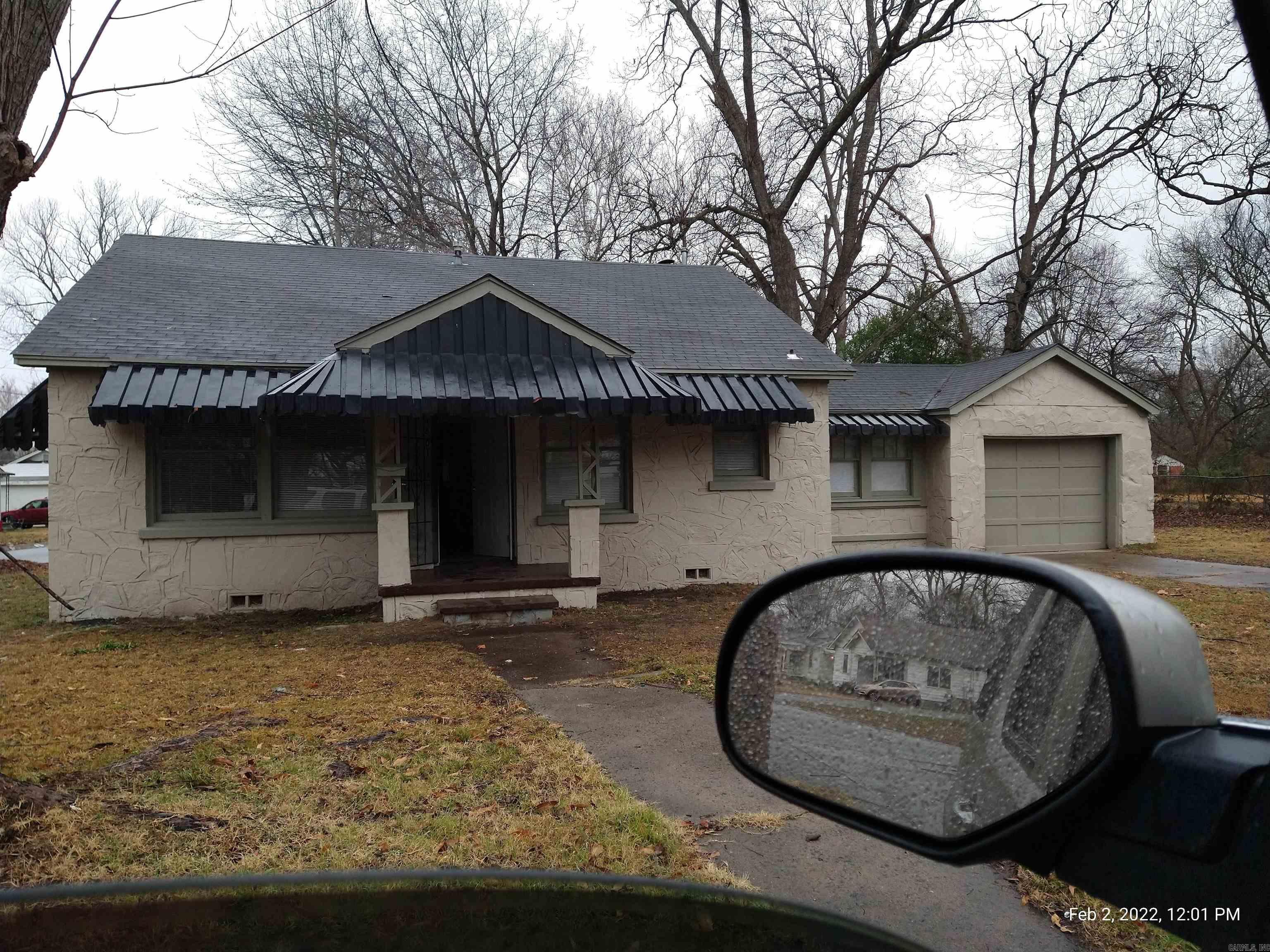 4801 Atkins