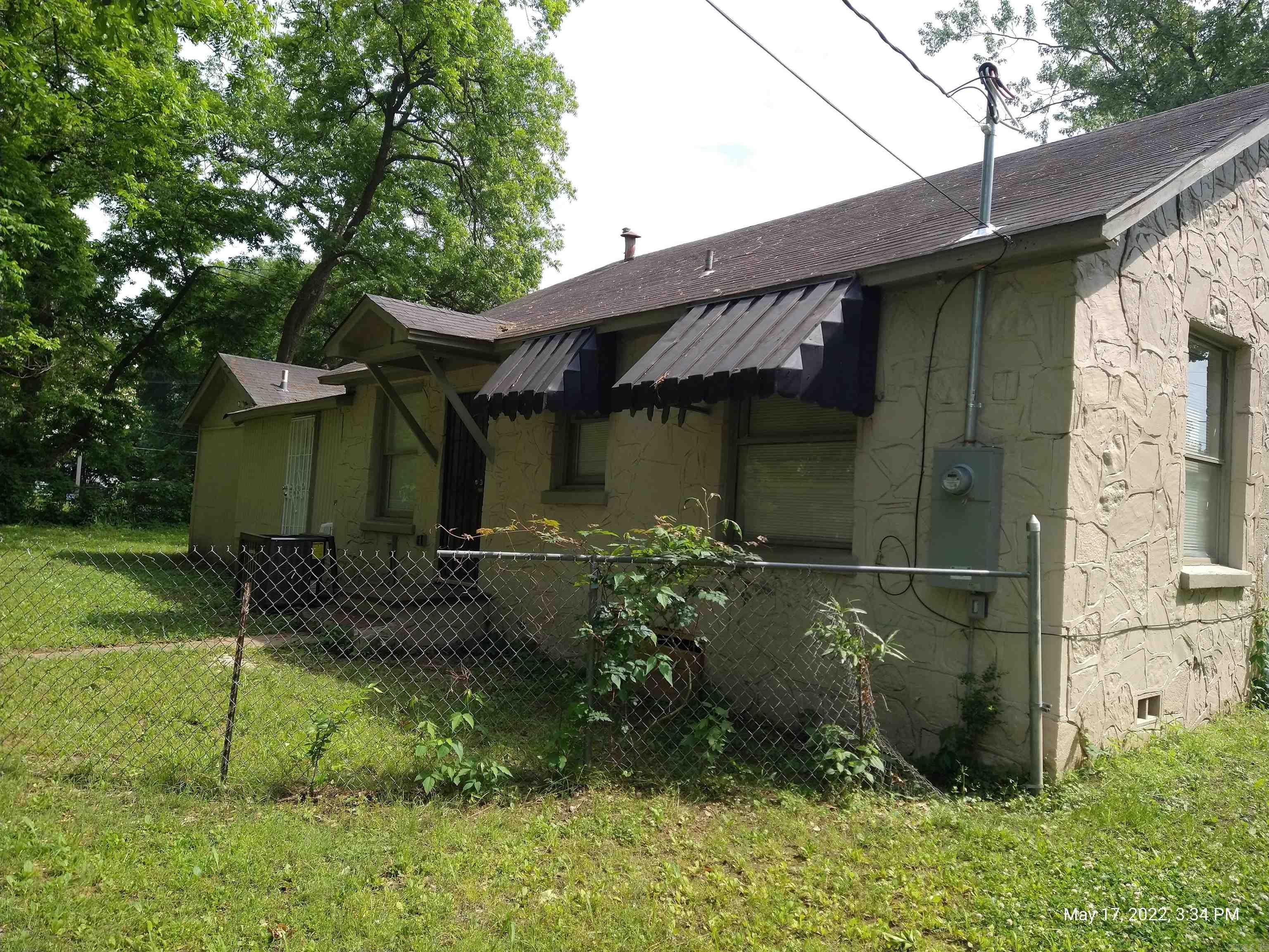 4801 Atkins