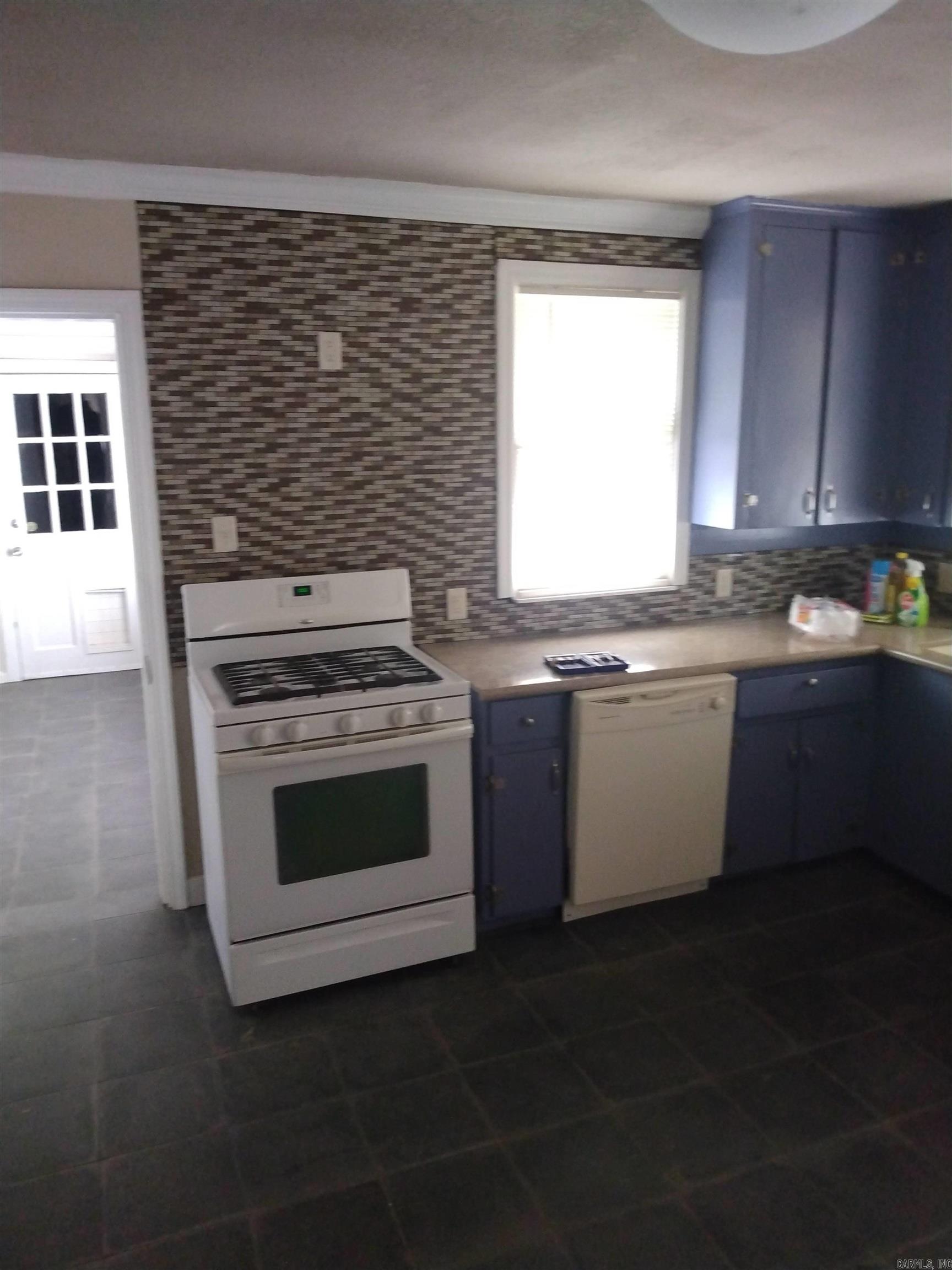 4801 Atkins
