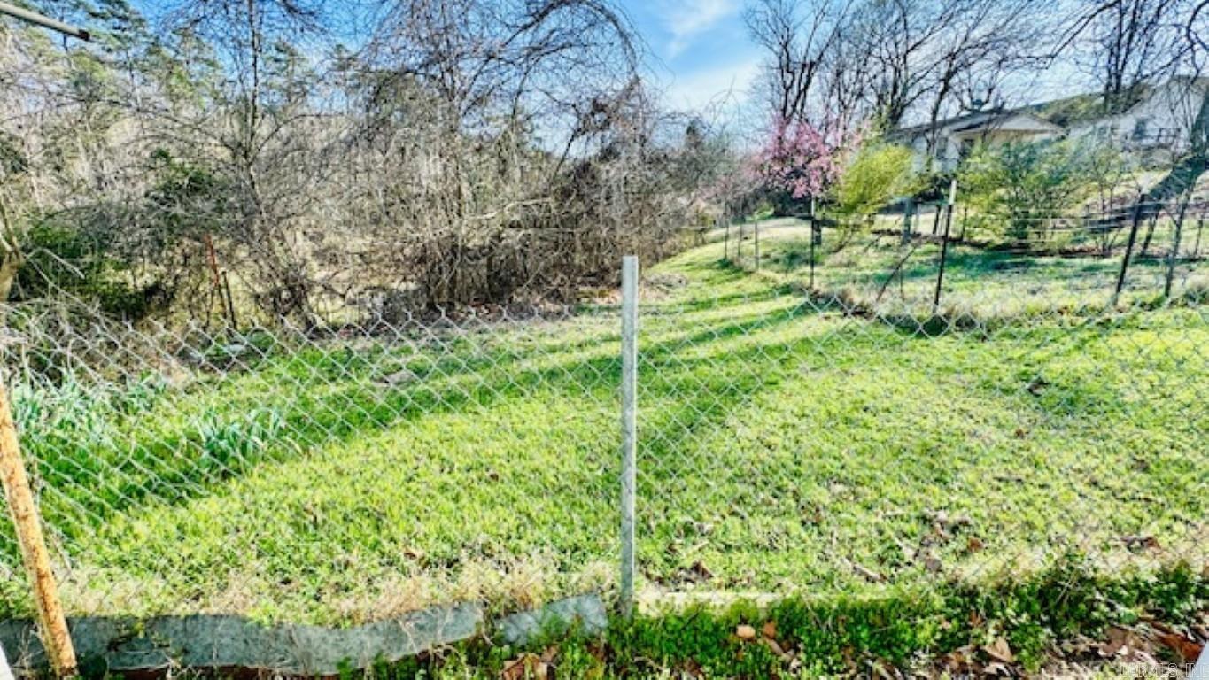 203 Logan Loop
