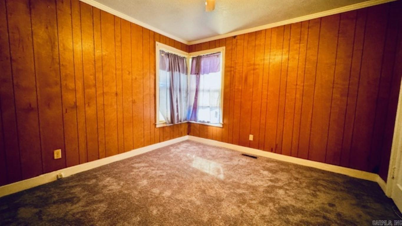 203 Logan Loop