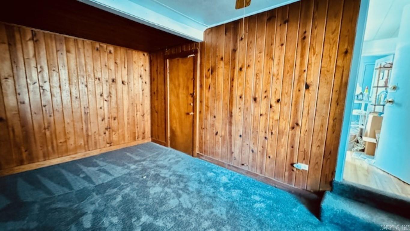 203 Logan Loop