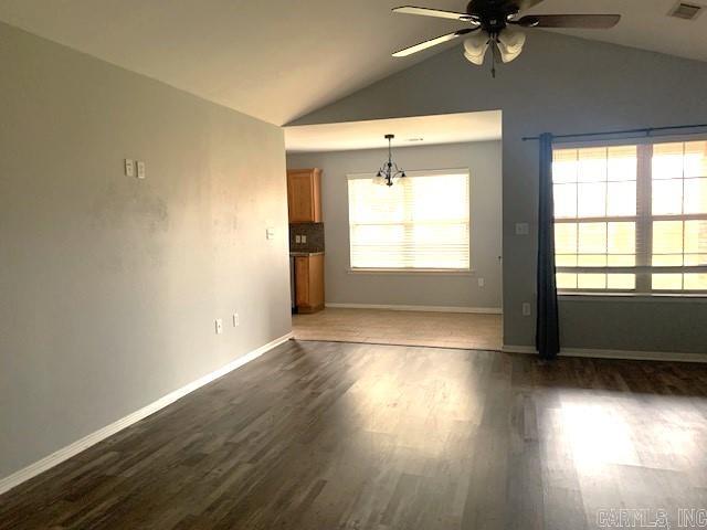 18 Bartlett Lane