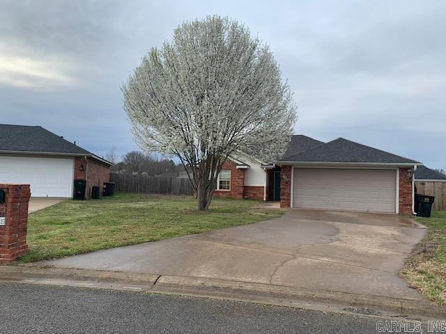 18 Bartlett Lane
