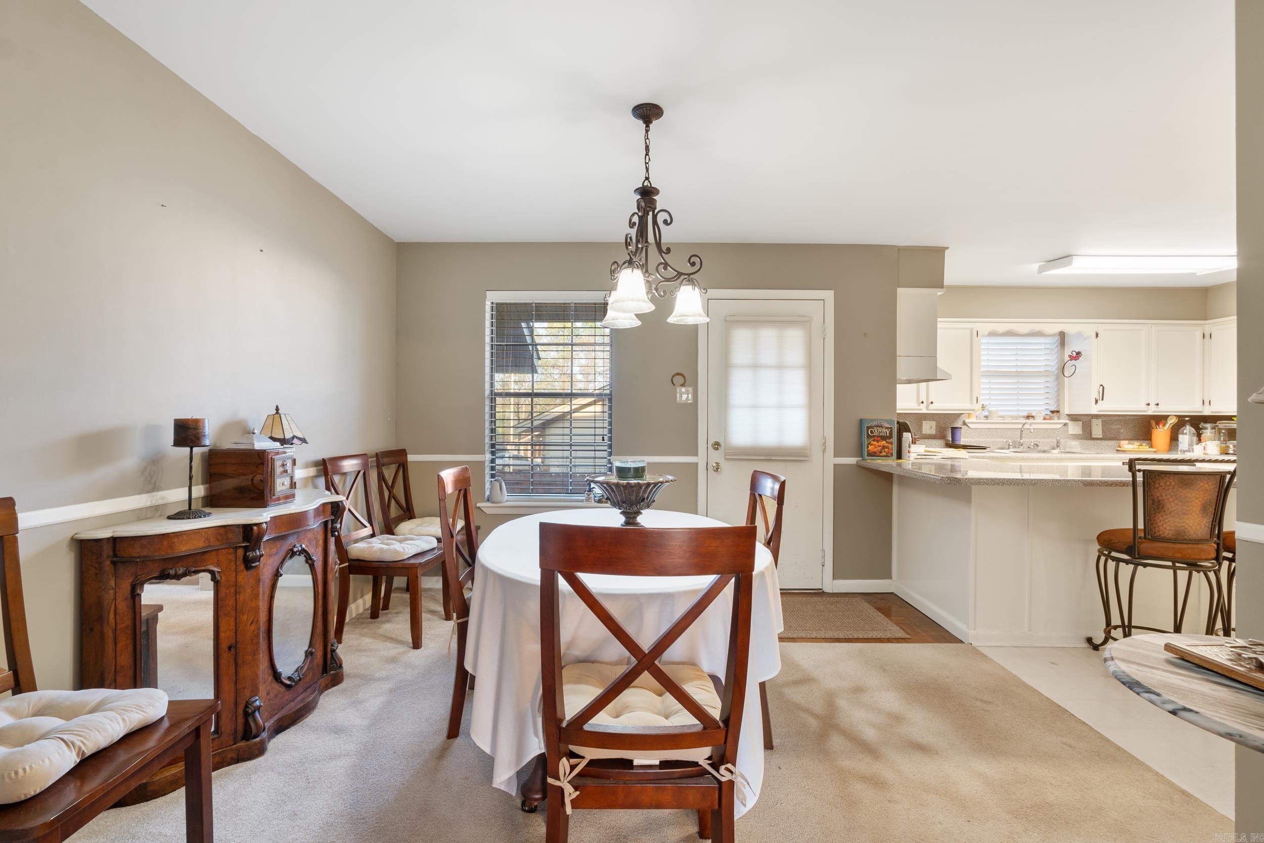 8 Valley View Drive