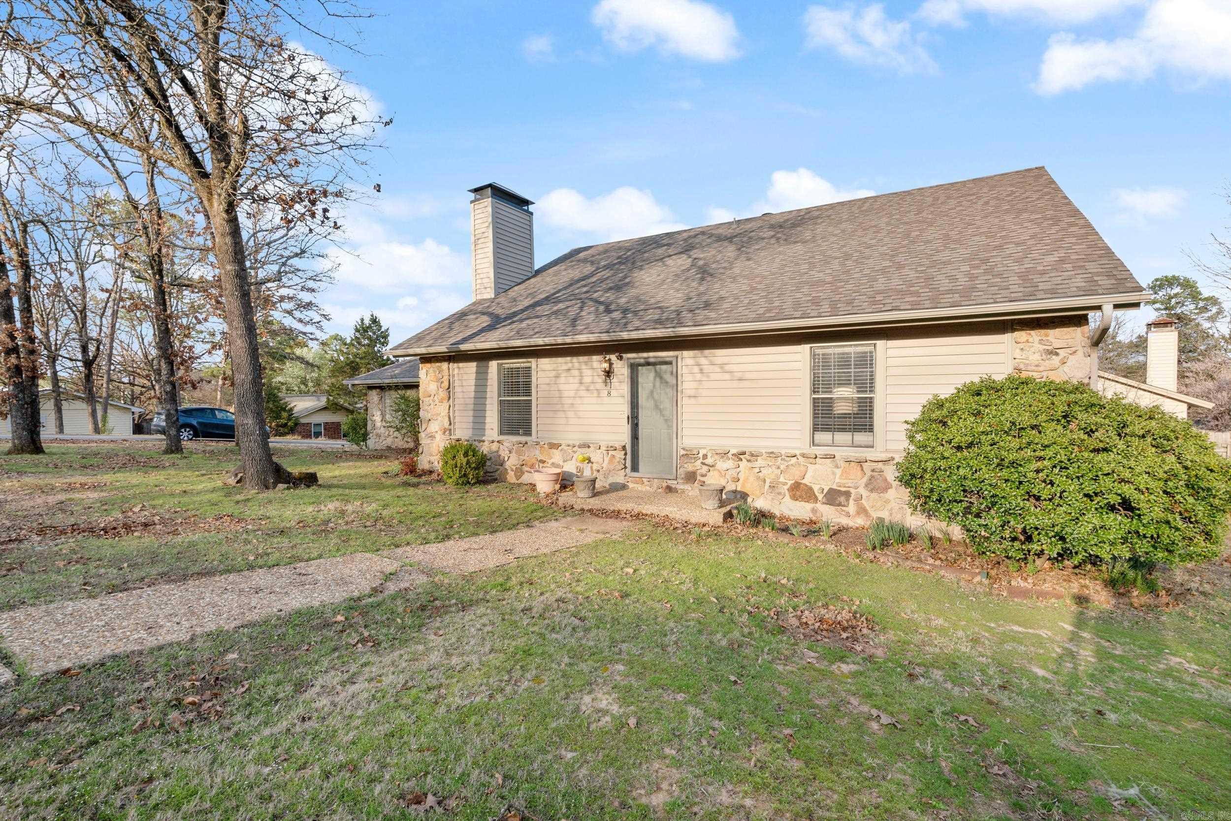 8 Valley View Drive