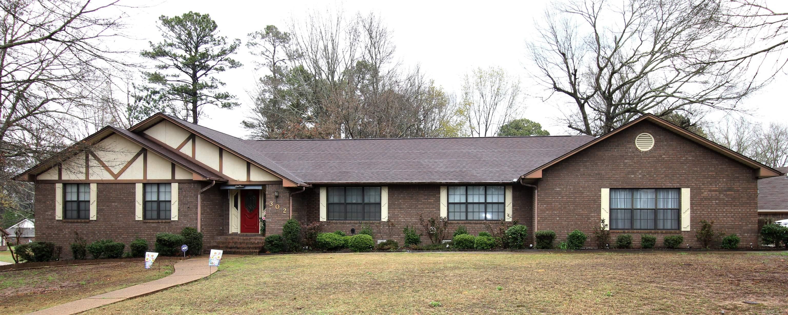 302 North Park Drive