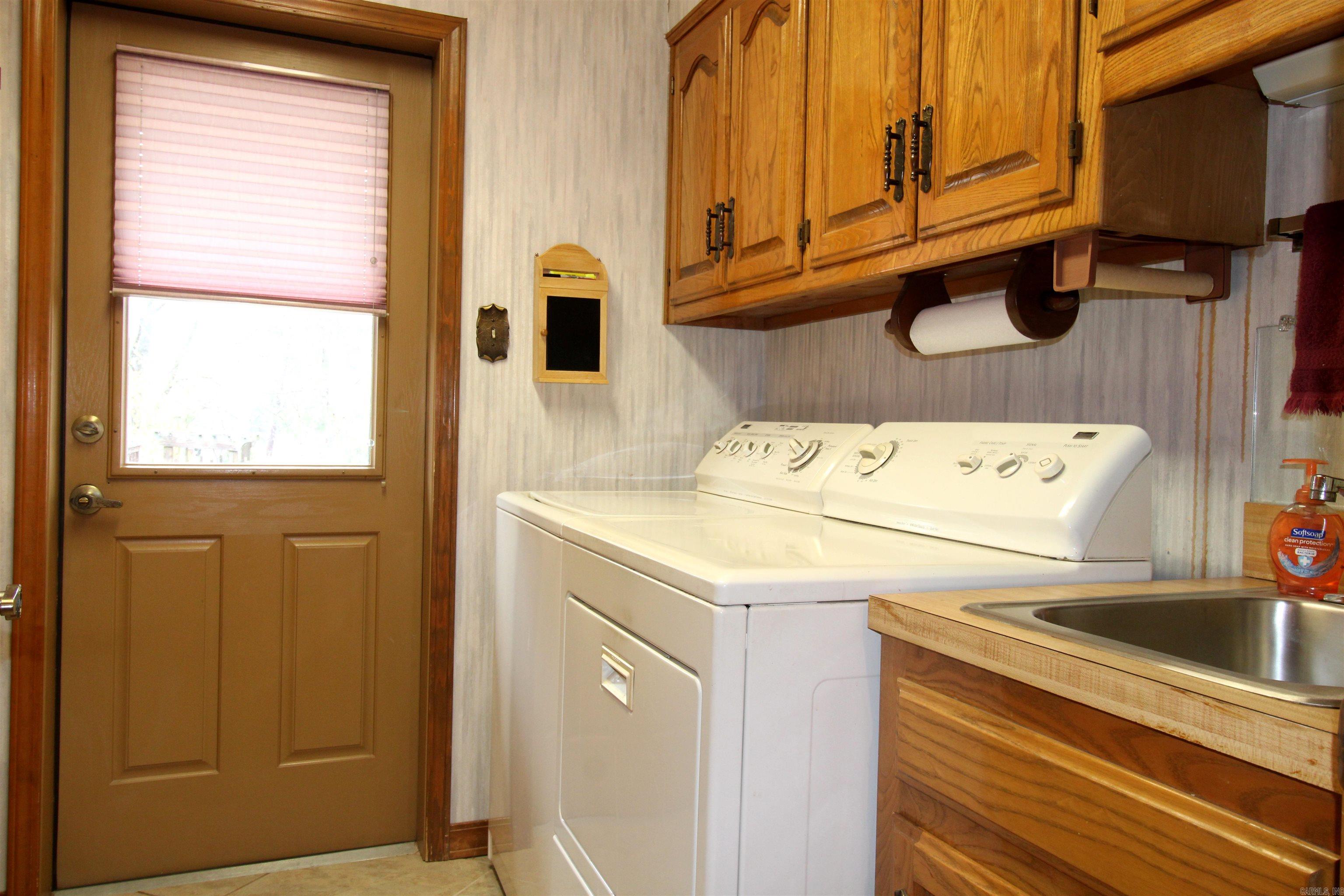 302 North Park Drive