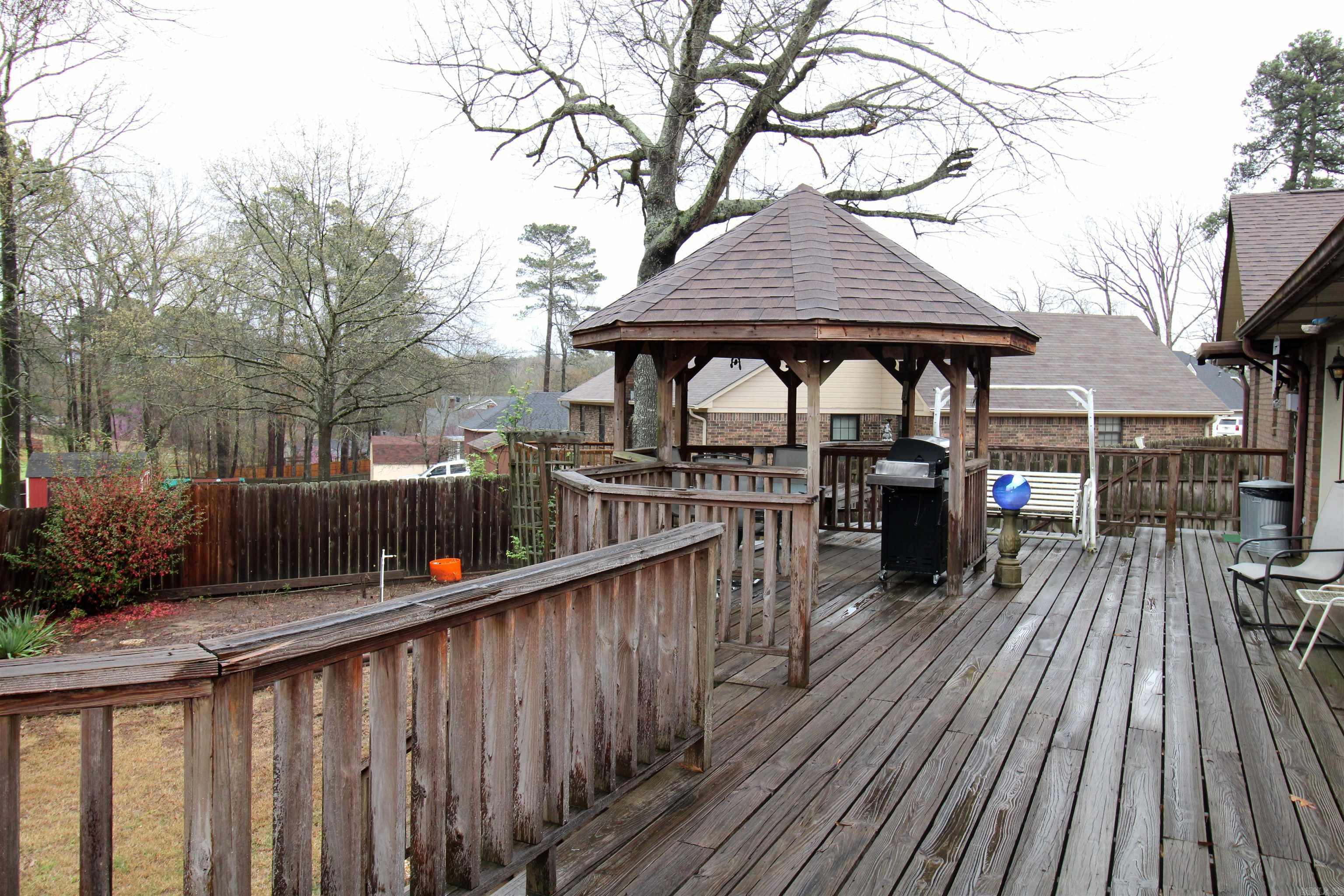 302 North Park Drive