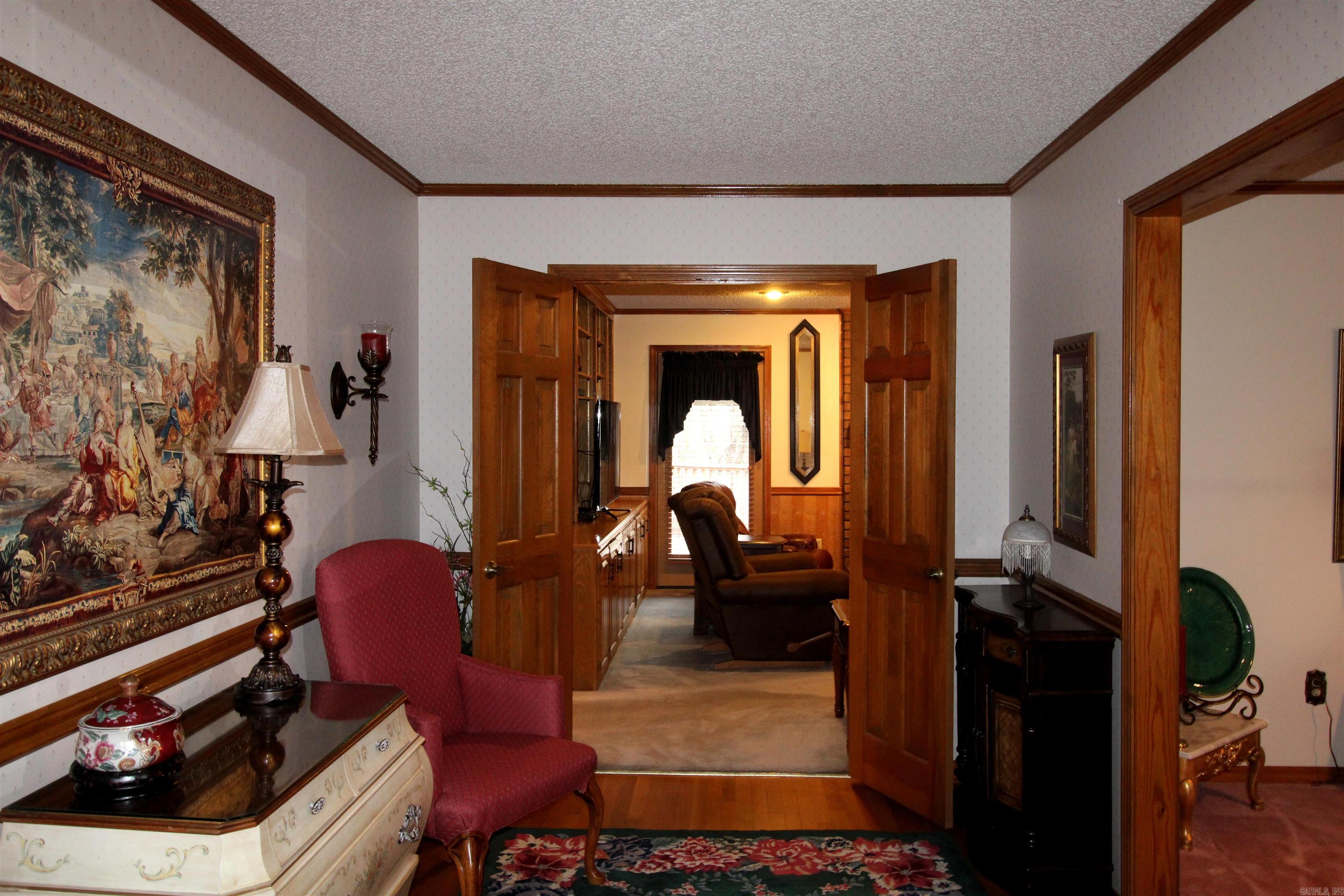 302 North Park Drive