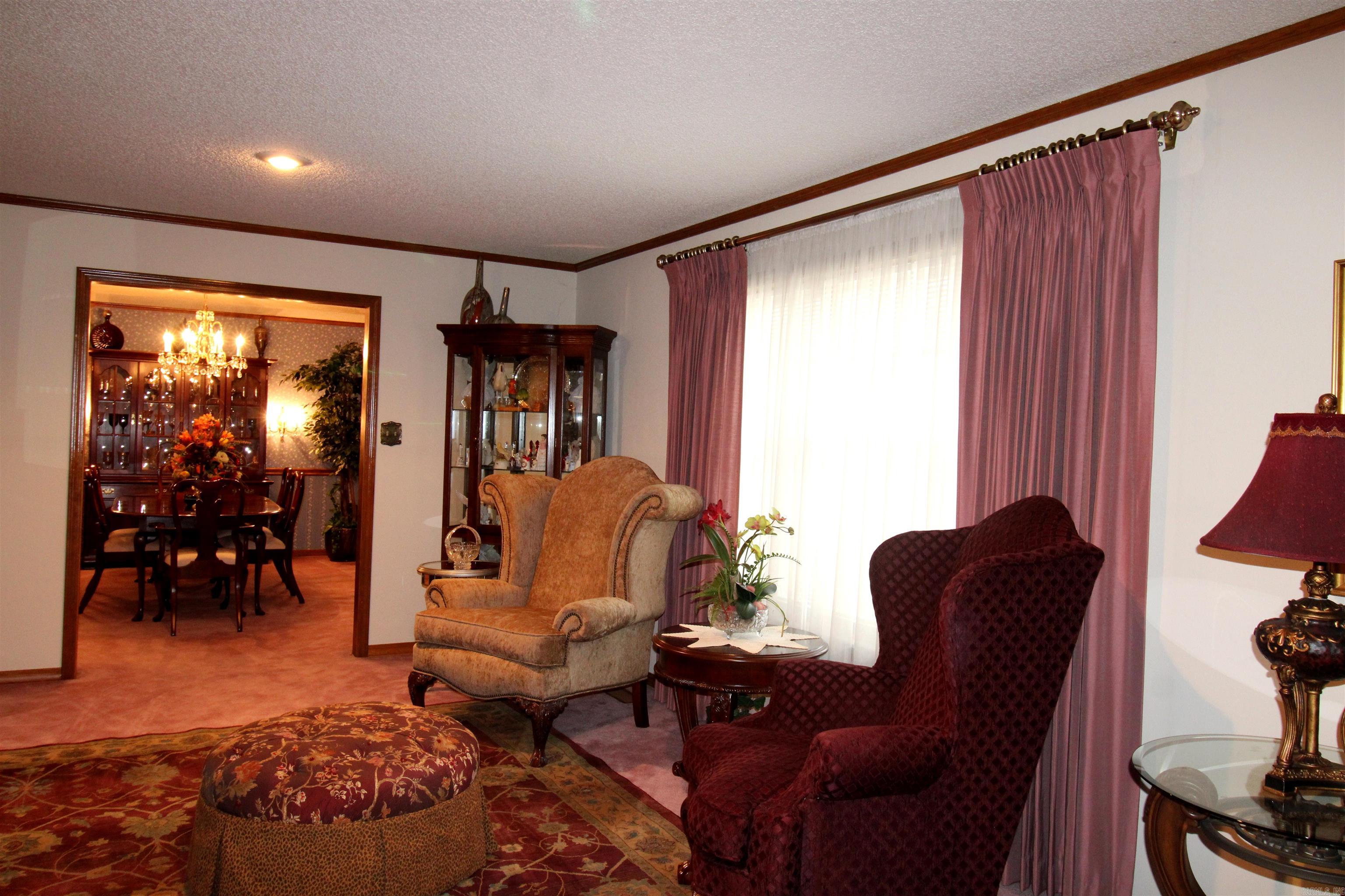 302 North Park Drive