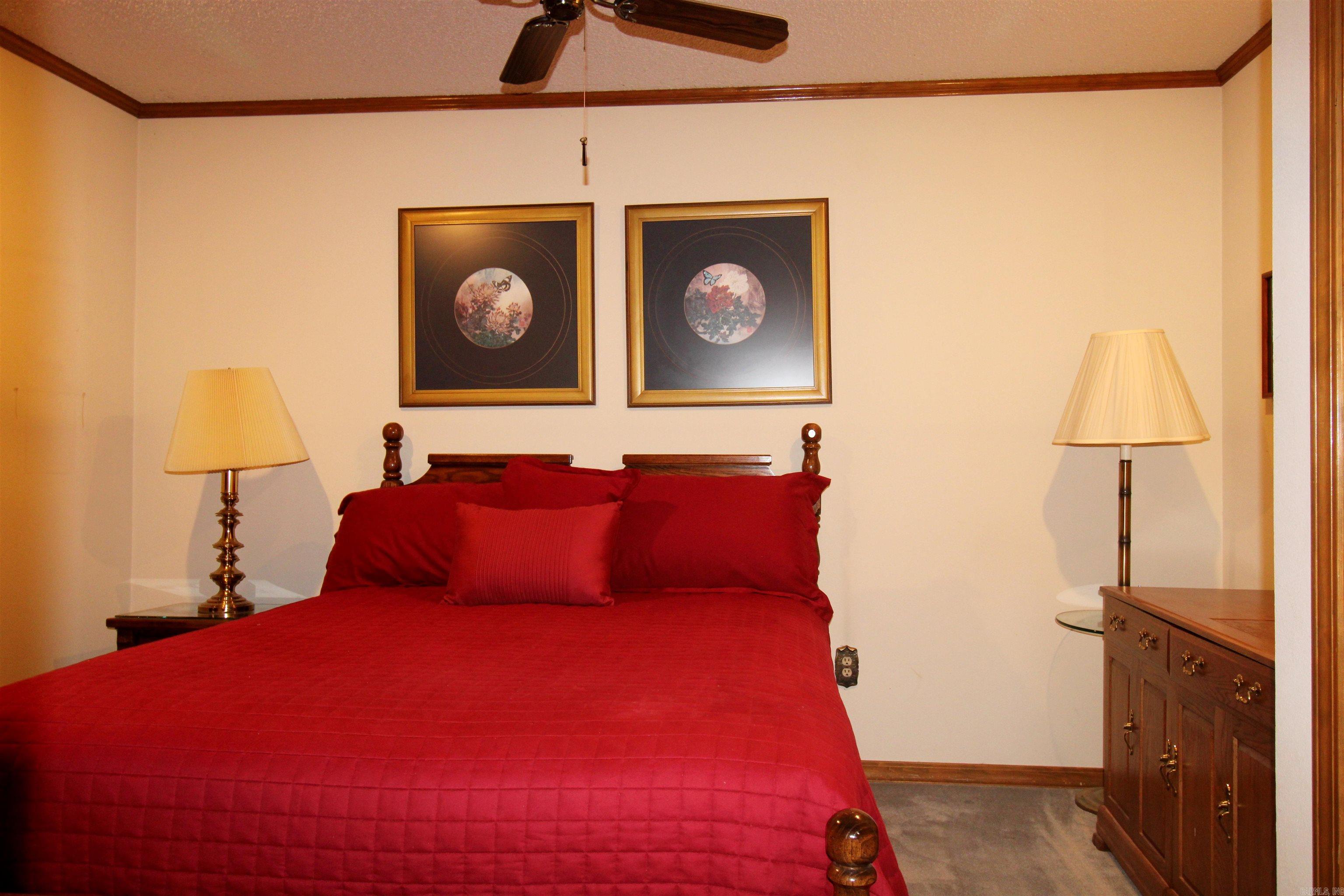 302 North Park Drive