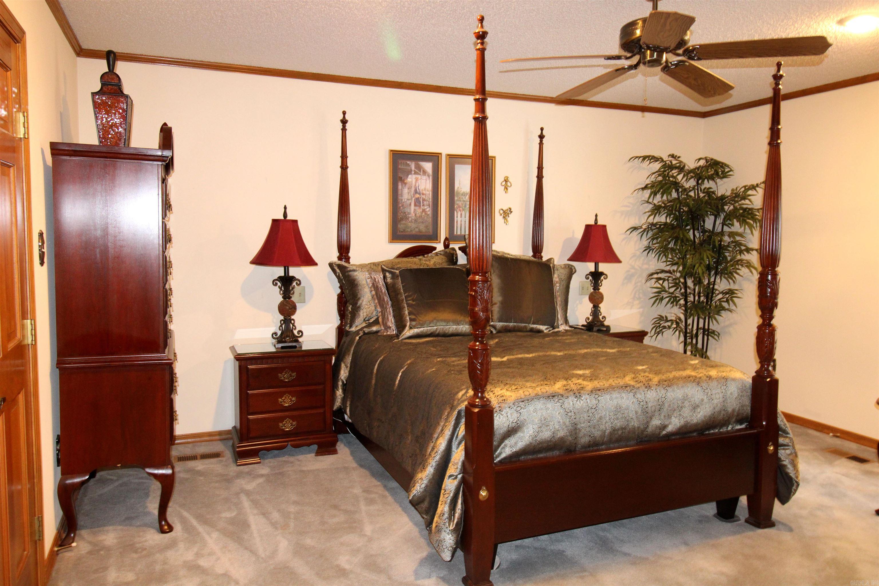 302 North Park Drive