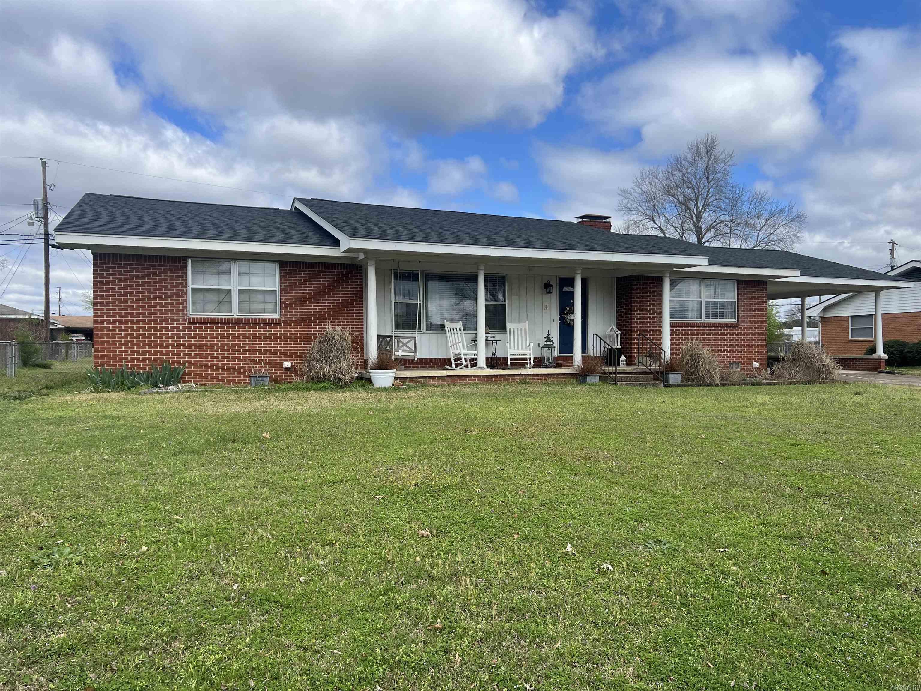 1505 Pinehurst Drive