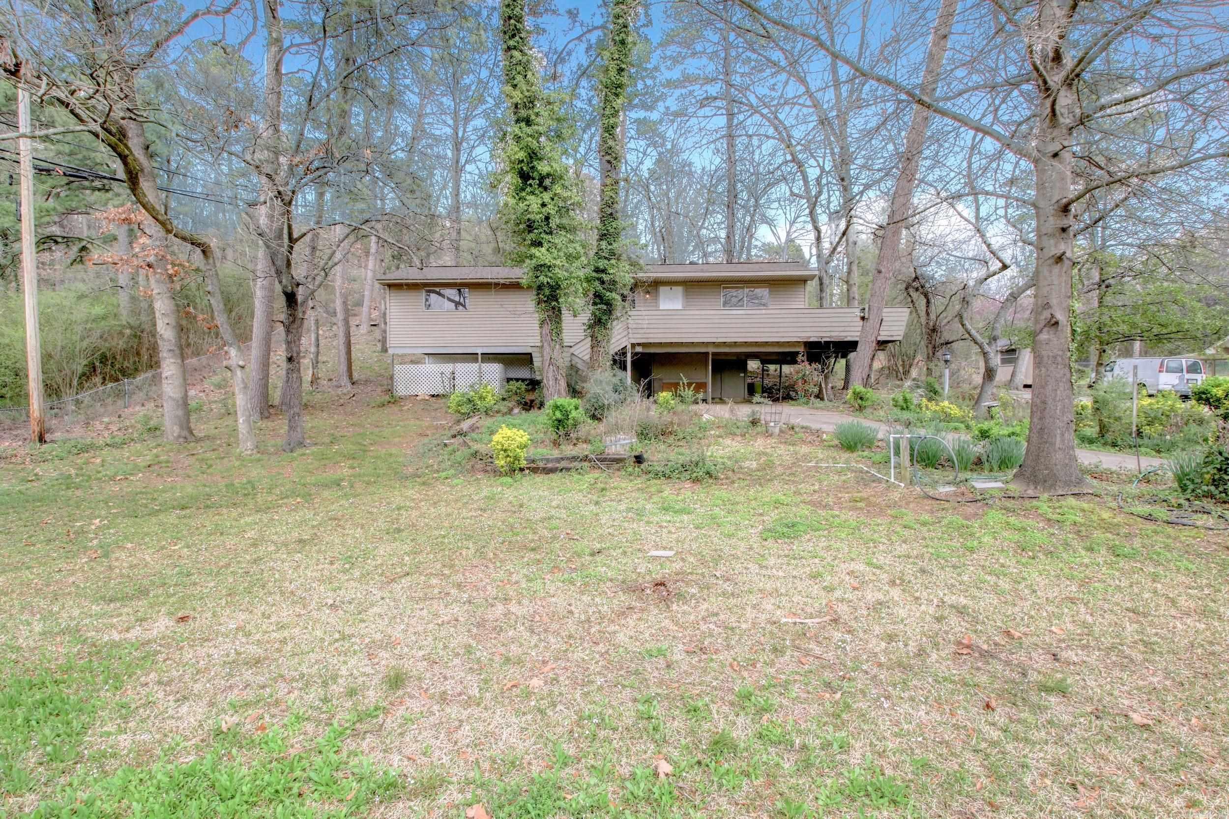 6 Westbrook Cove