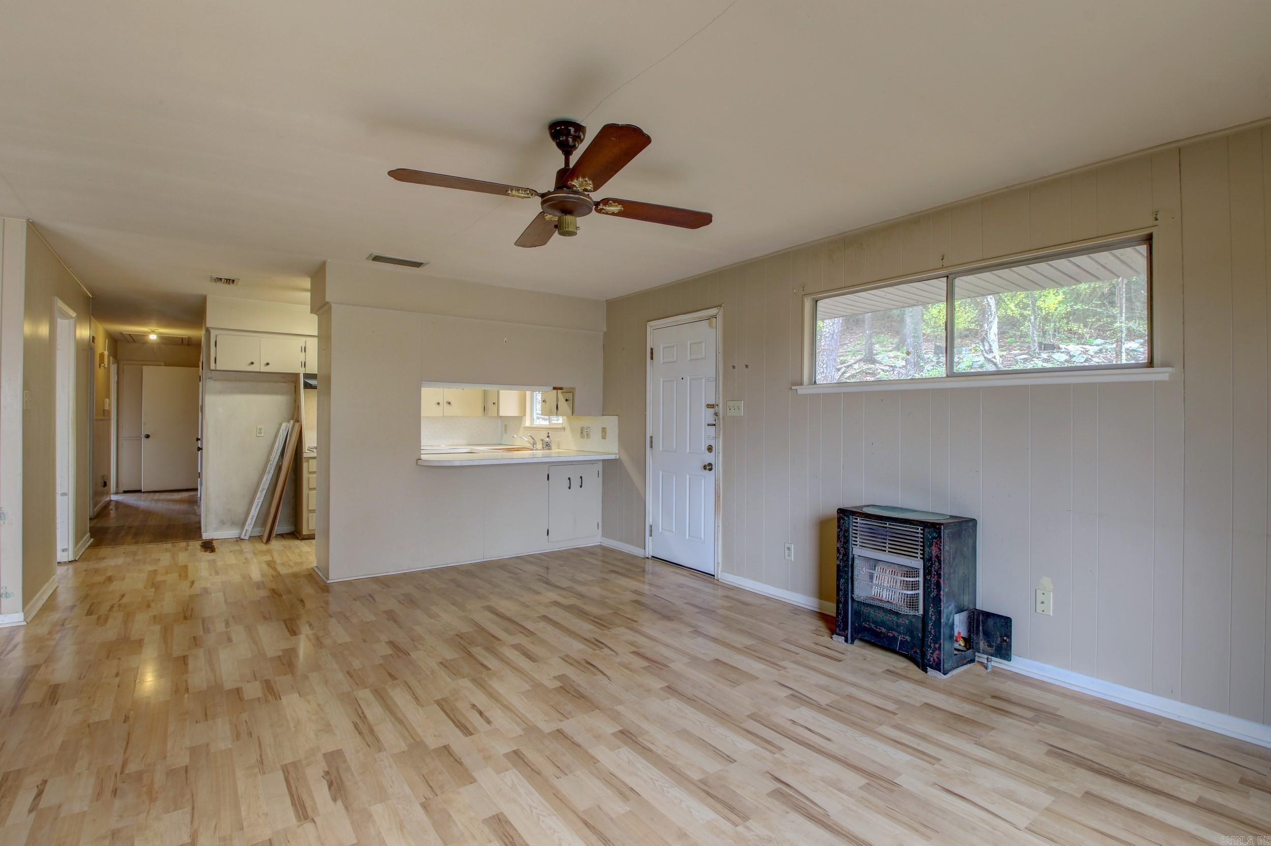 6 Westbrook Cove