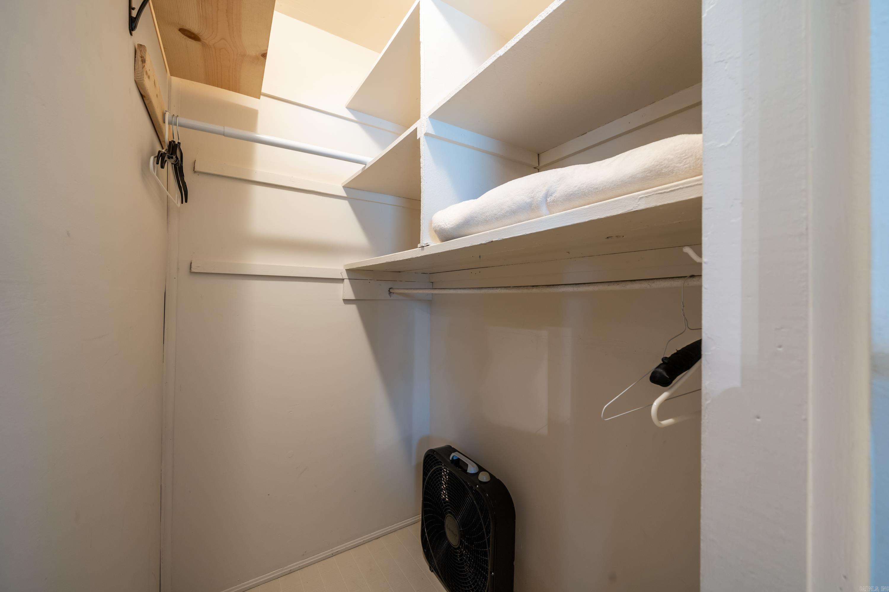 160 Lakeaire Terrace